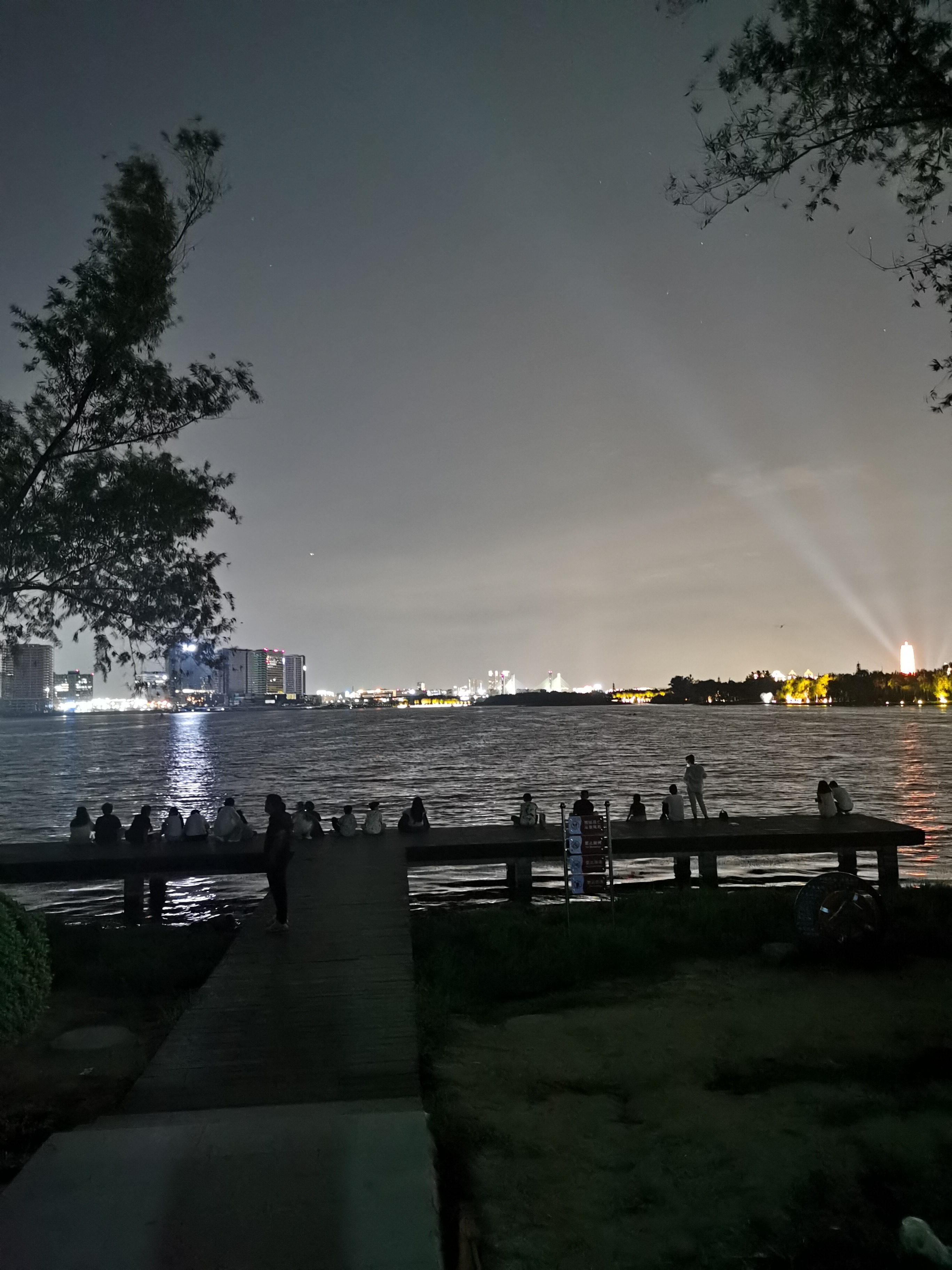 企业家俱备的几点核心能力和心里素质 1,持续的学习