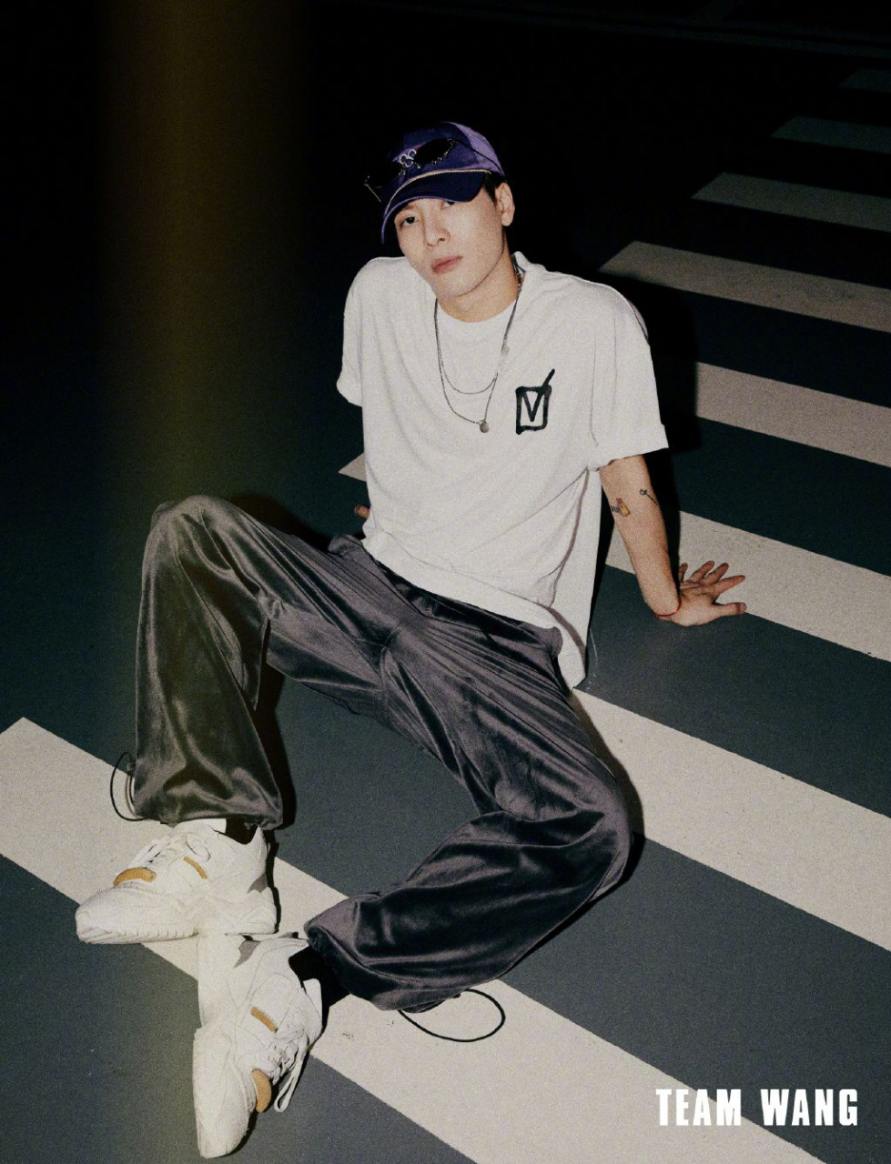 1,#谢霆锋否认与王菲分手传闻#怒吼八卦记者:"别动不