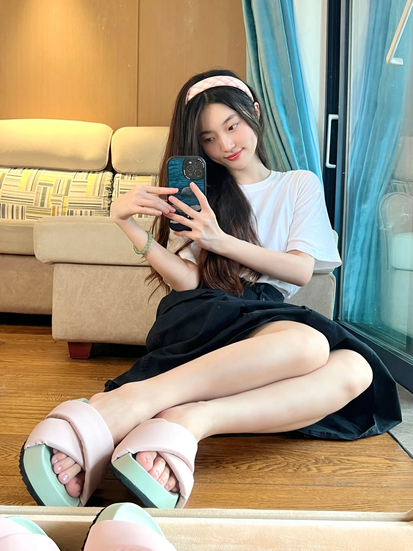 只有皮肤好,女孩子才会好看!好好保养自己吧!