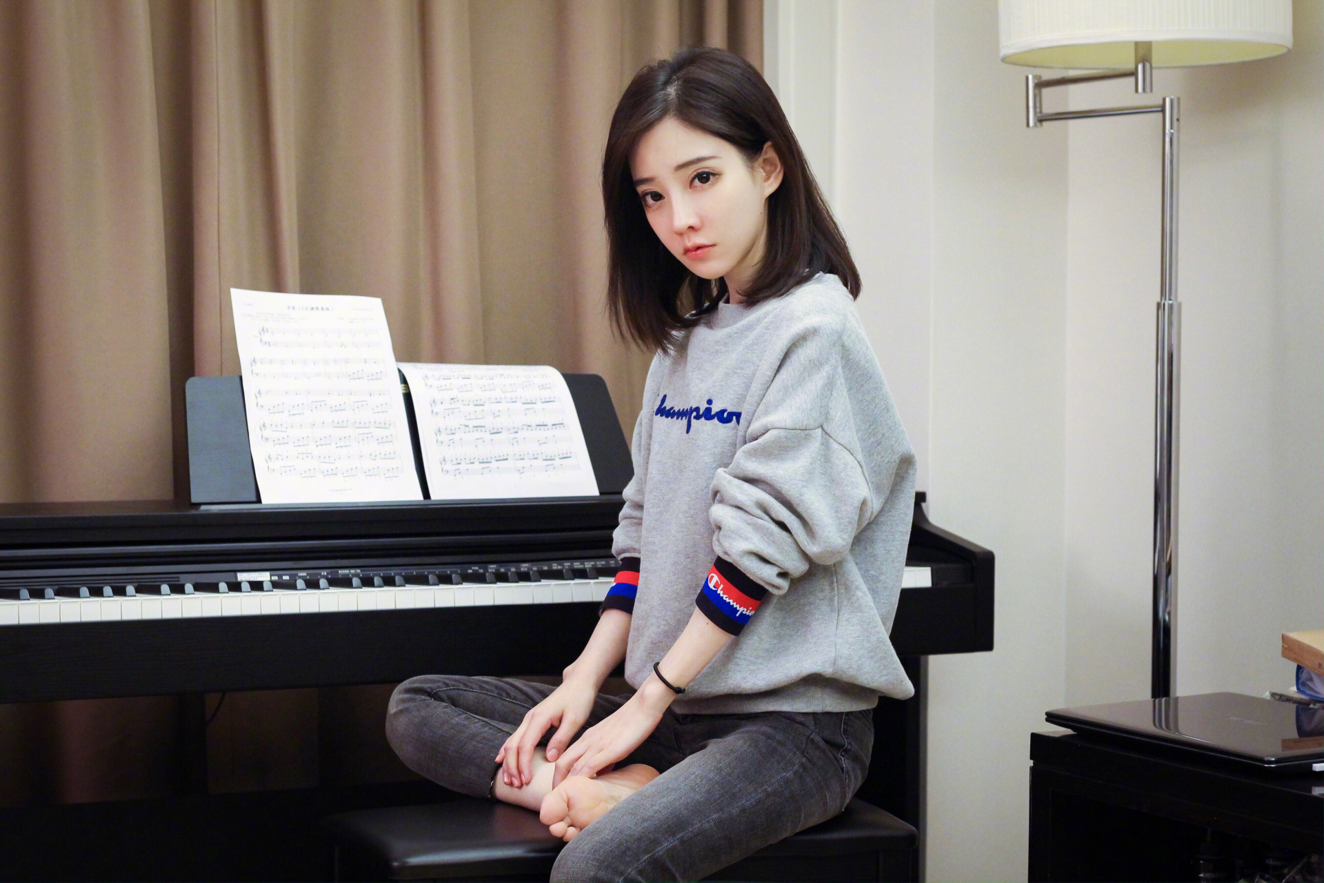 冯提莫,体重真轻啊