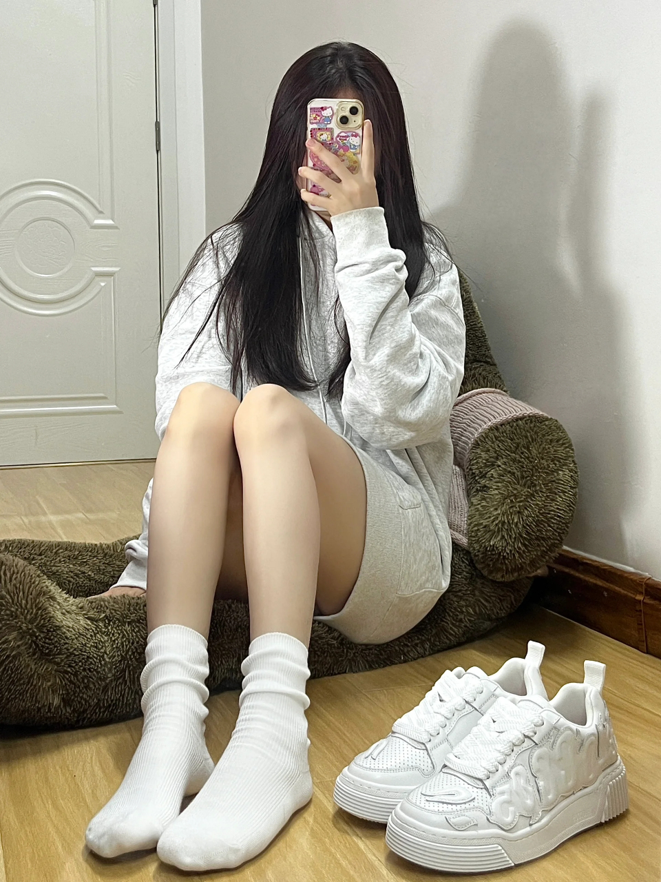 白鞋白袜