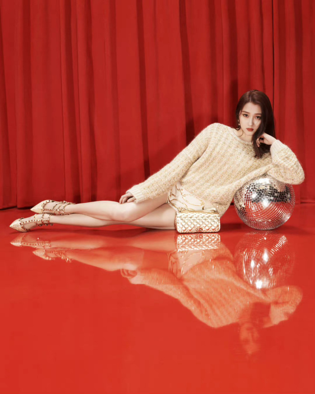 关晓彤精致美腿