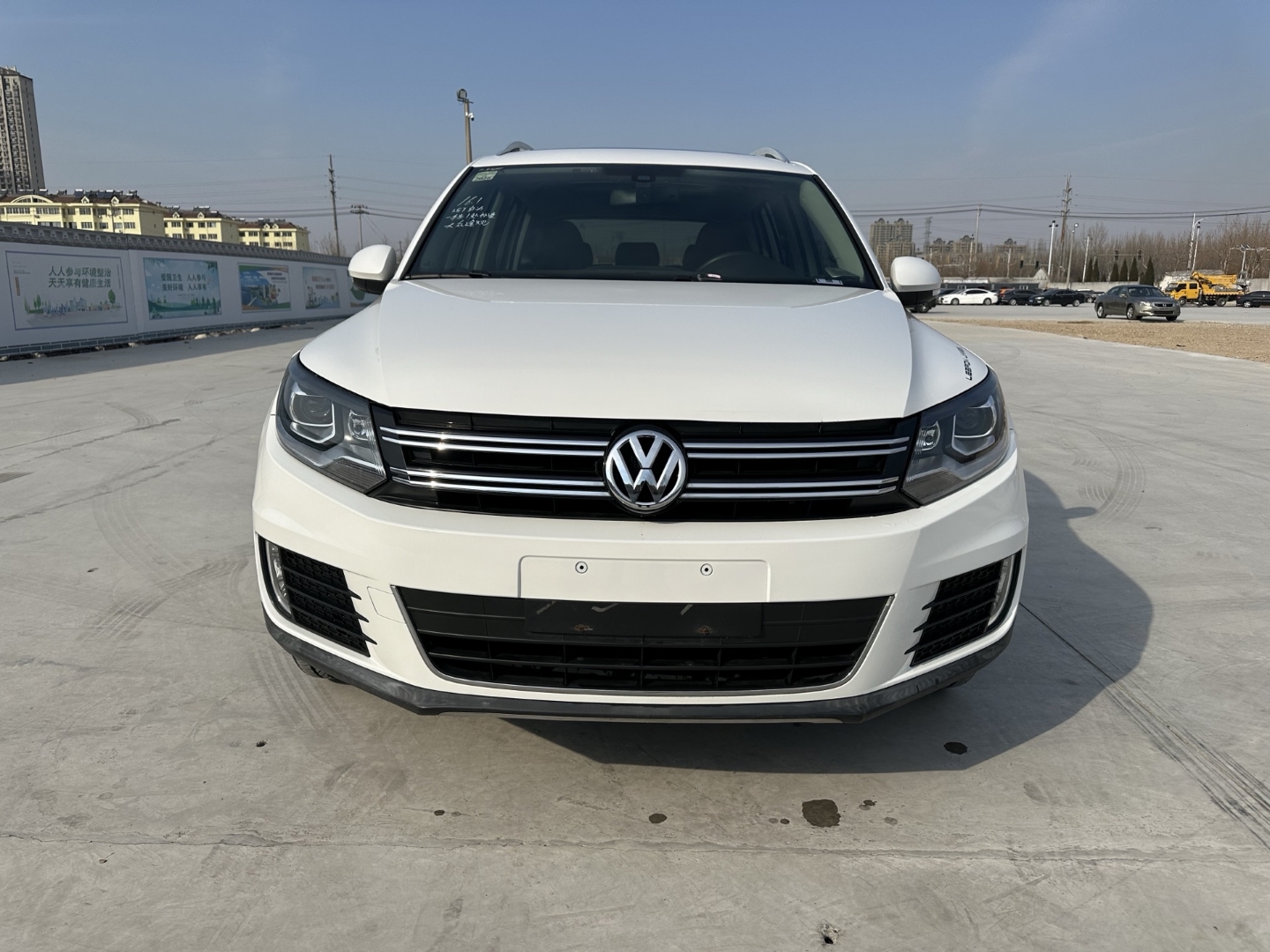 8t,自动挡高配,全景天窗,电动真皮座椅带加热,导航,倒车影像,多功能