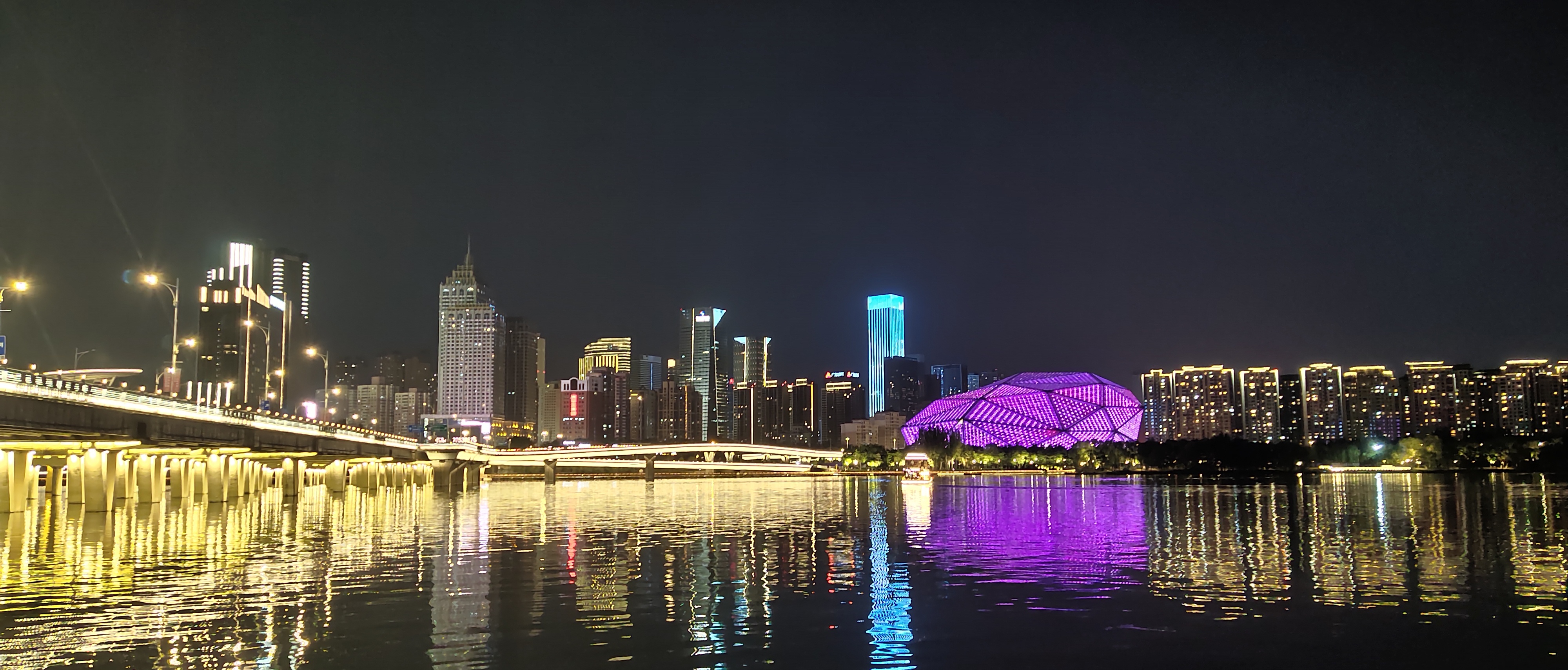 沈阳盛京大剧院图片