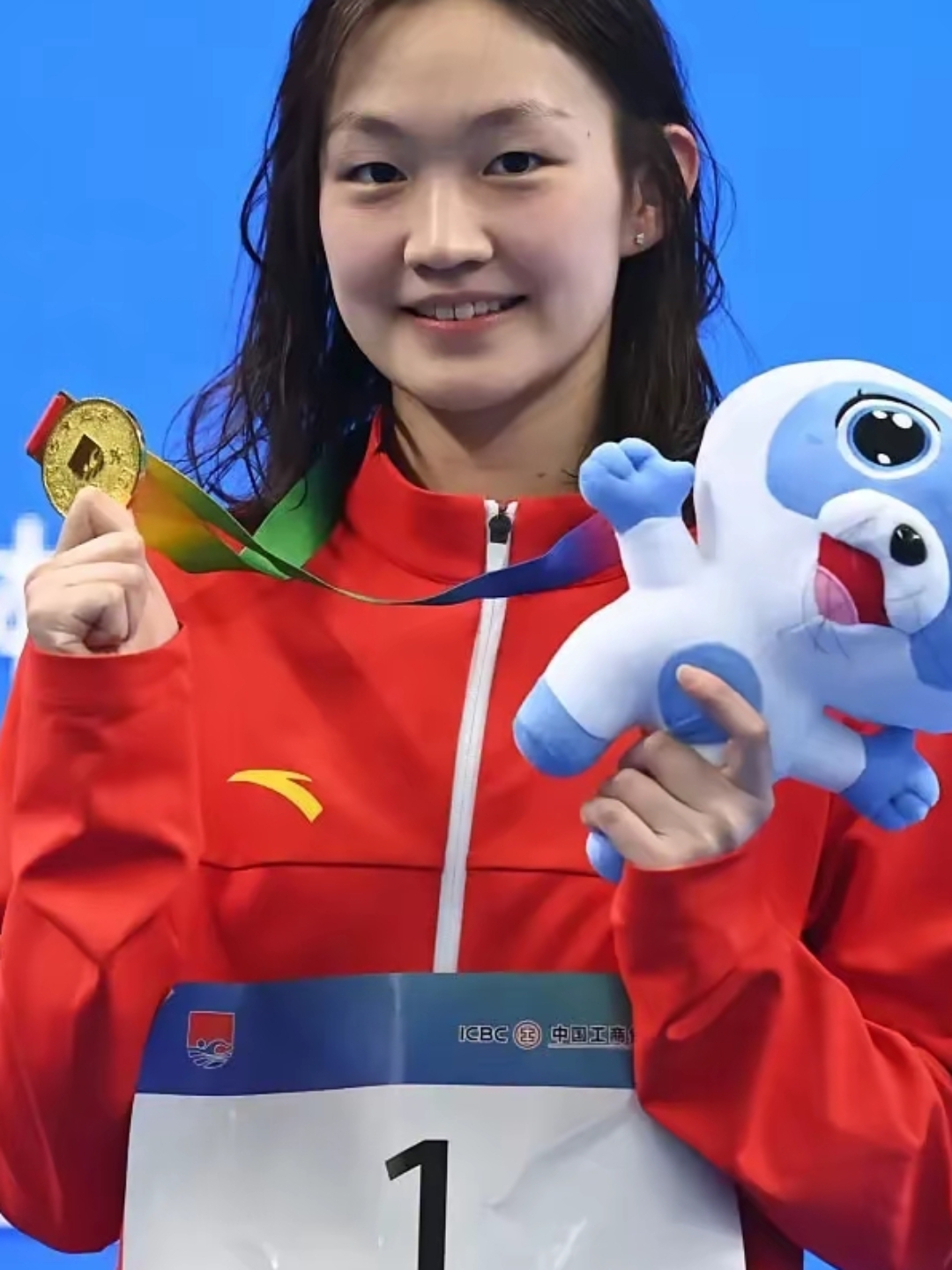 李冰洁这次新加坡游泳世锦赛简直是"劳模"级别的存在!
