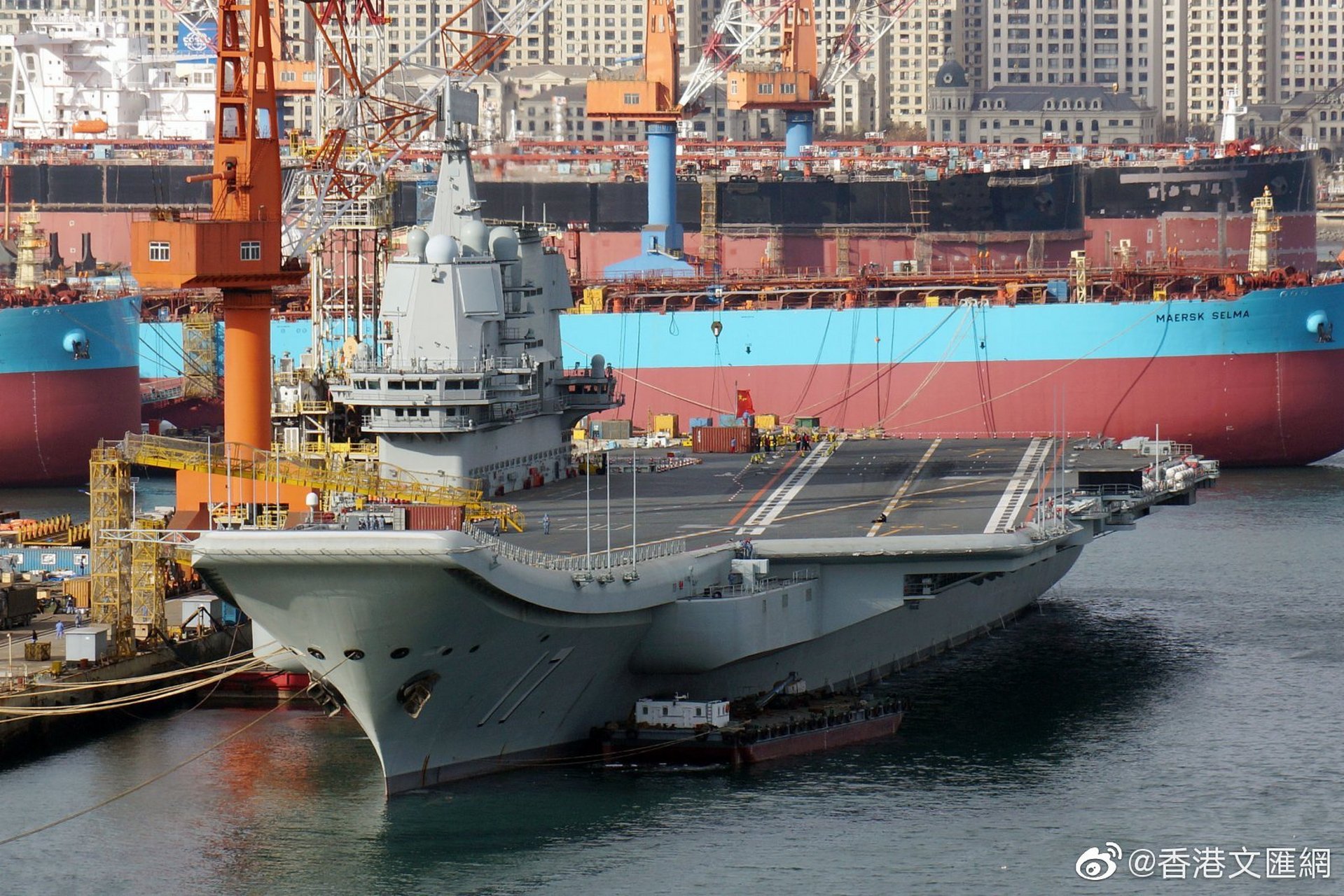 17山东舰航母新图#武器装备#我的每日动态#武器装备