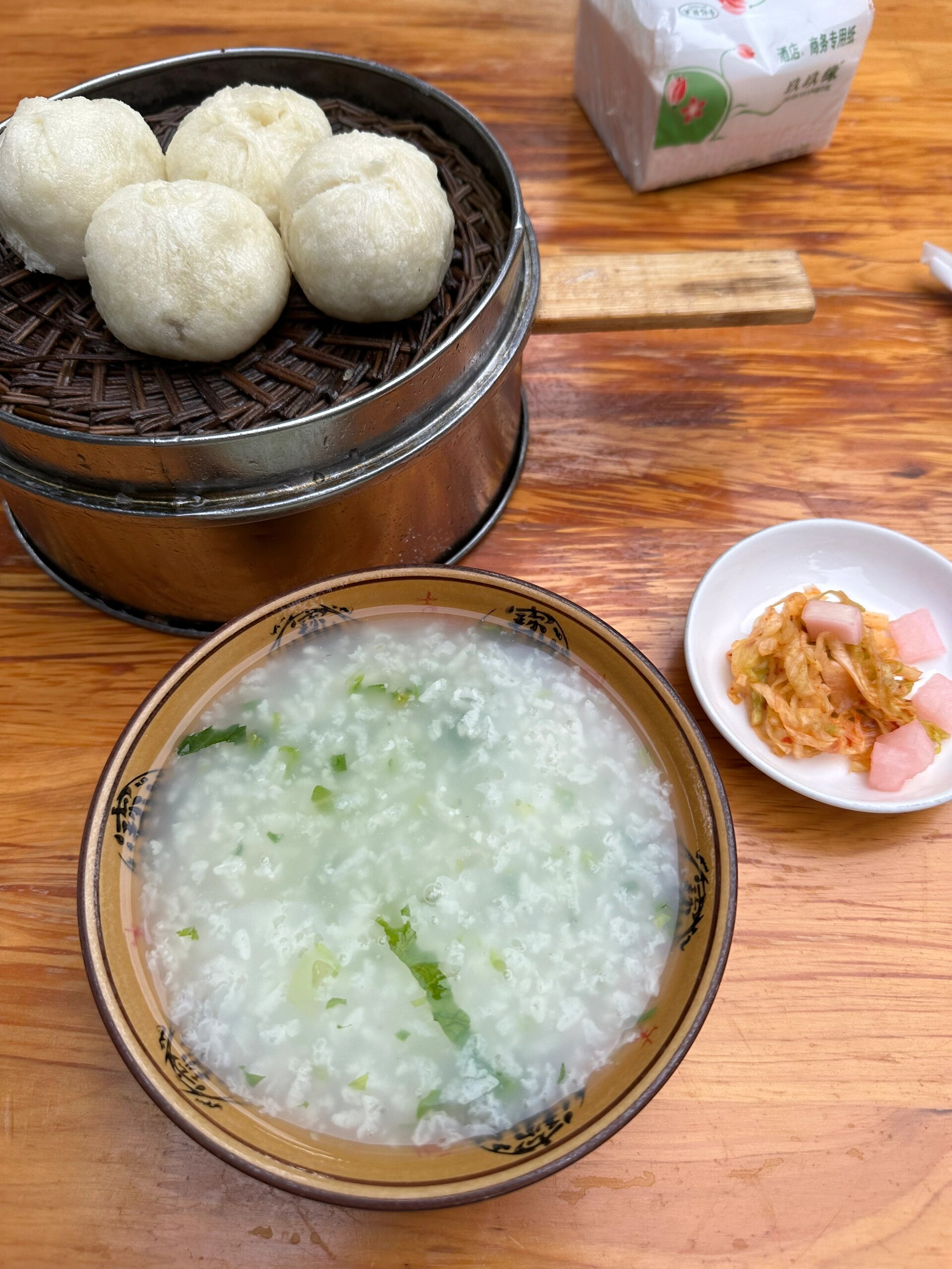 稀饭包子早餐图片真实图片