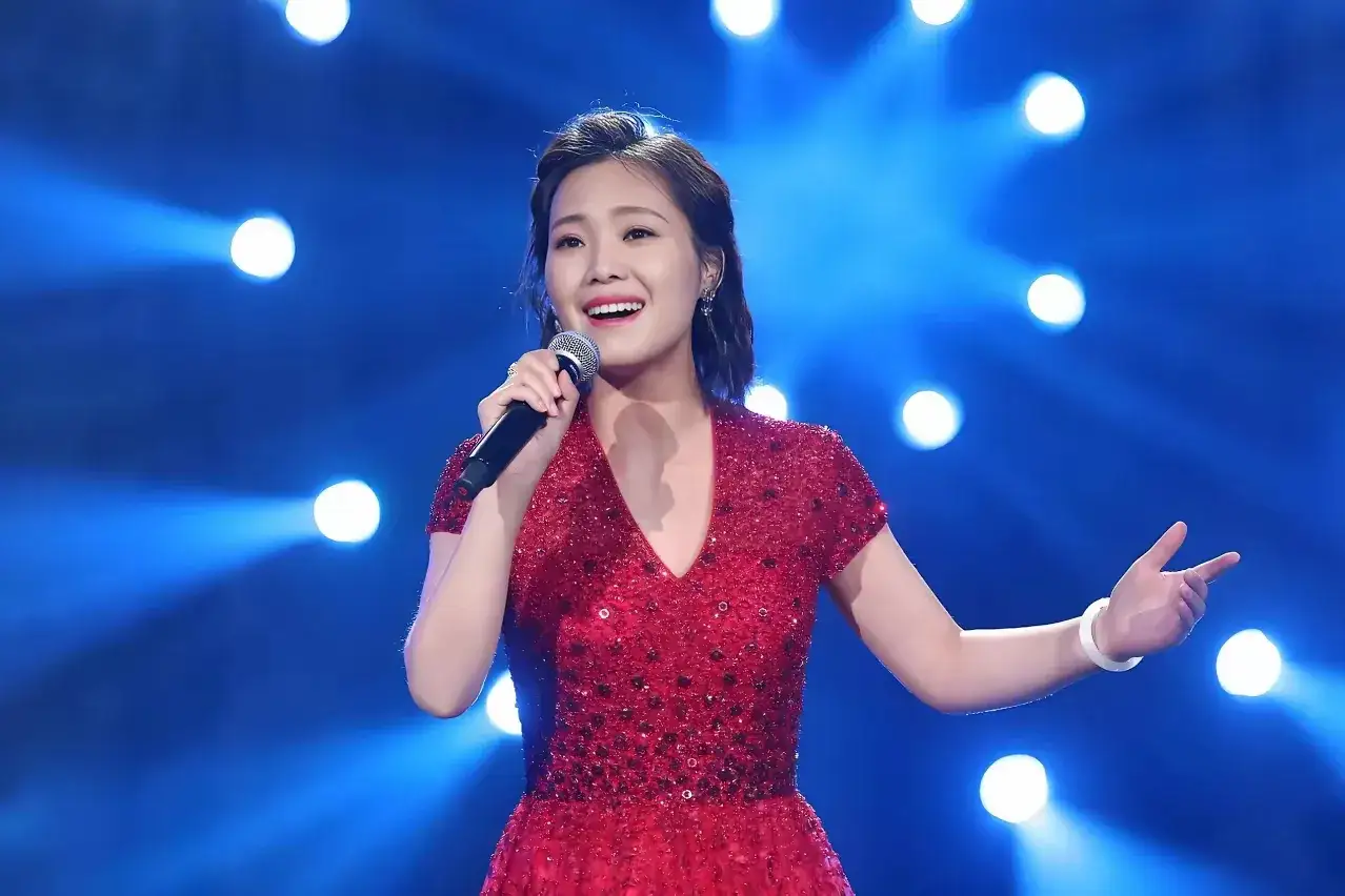 刀郎和云朵真的决裂了吗?乐坛出大事啦!云朵,谢春芳,最近忙得不行