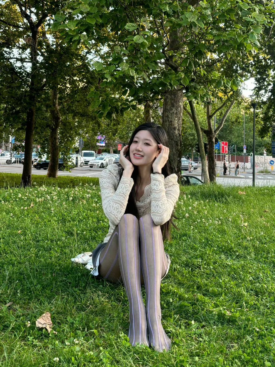 于是她男朋友今天带他们的父母来我们家,准备谈结婚的事