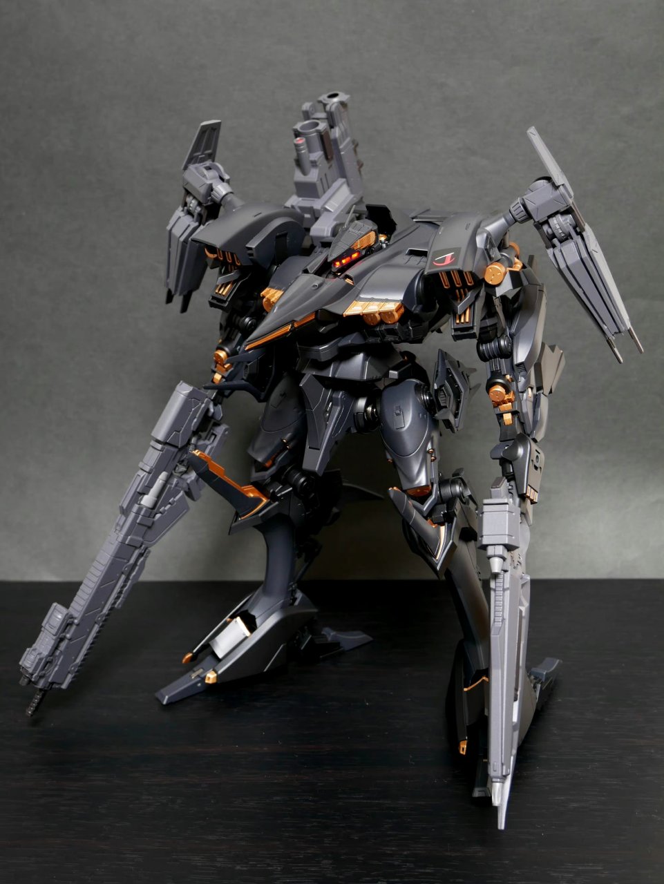 模型欣赏:寿屋 dm系列 装甲核心 雷纳德 03-aaliyah supplice,by 高阶