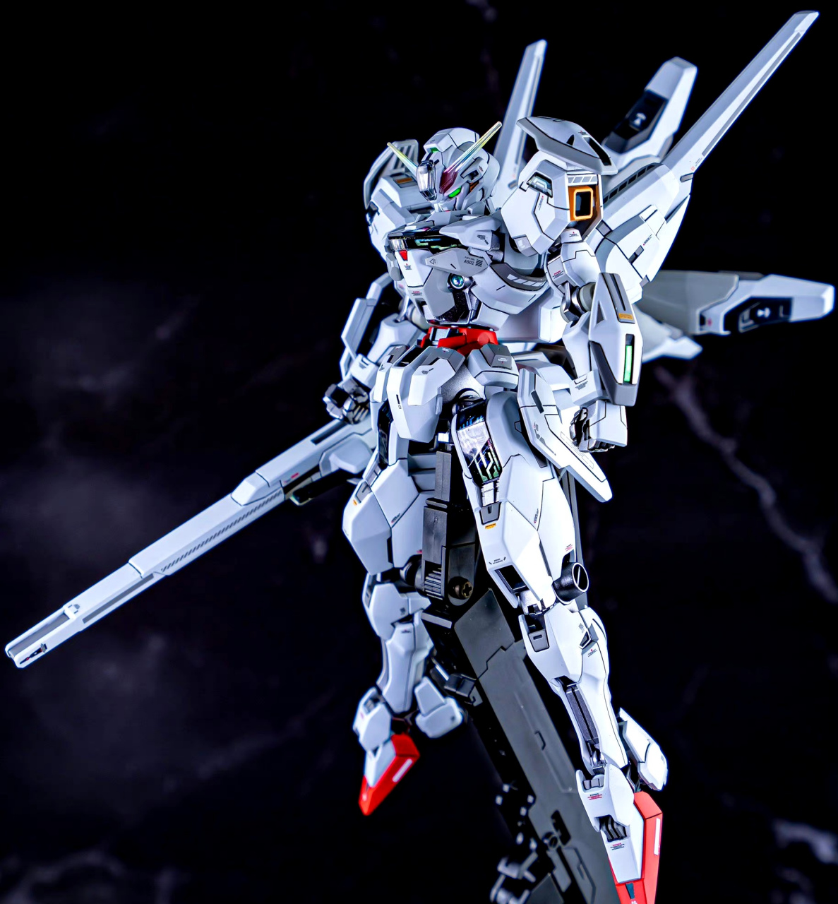 模型欣赏:机动战士高达 水星的魔女 异灵高达,by g-works.