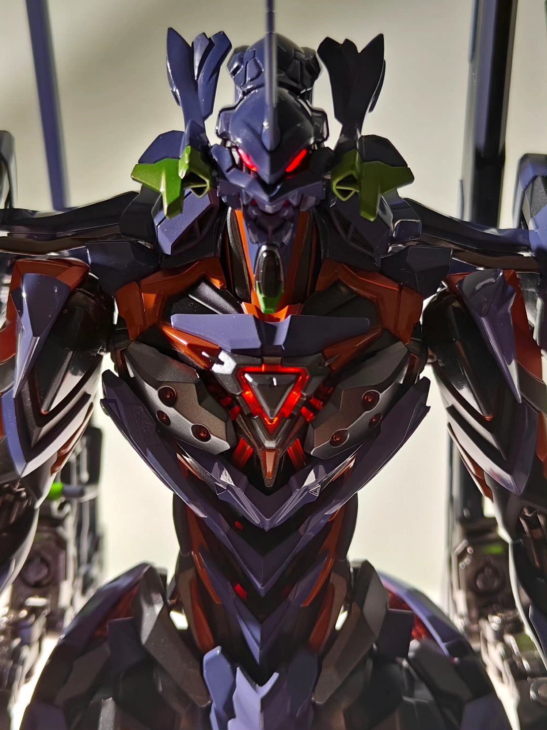 模型欣赏:ccstoys 铁魄 eva 最终号机,展现了全副武装的状态,by 一键