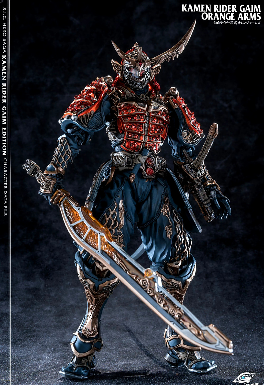 模型欣赏:sic 假面骑士 铠武,by junepop.#动漫# #模型# #假面骑士