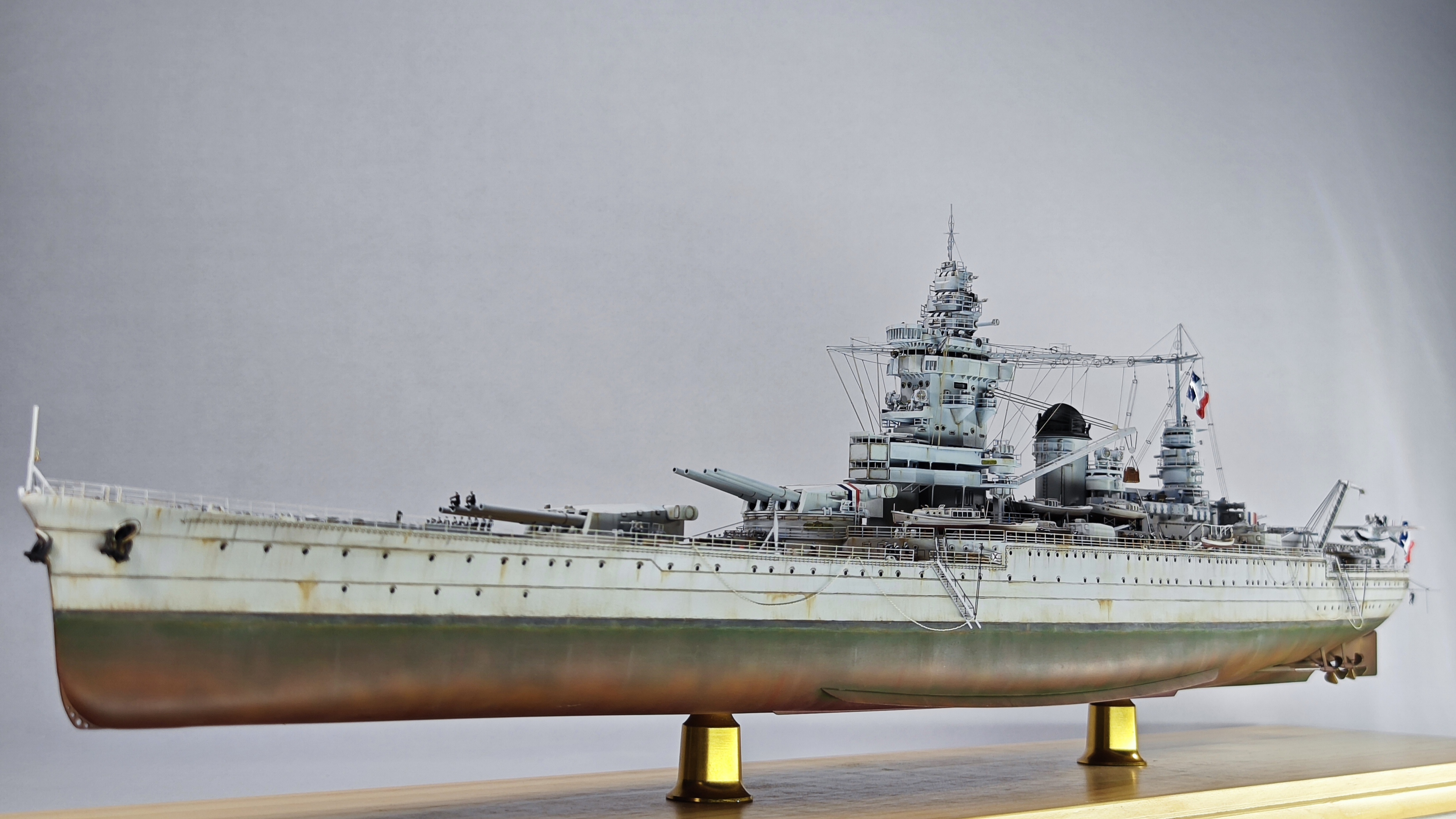 军模欣赏:法国 敦刻尔克级战列巡洋舰 斯特拉斯堡号,by 砖厂余文乐. #