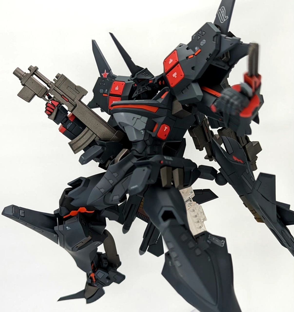 模型欣赏:模型师f4an_21 制作的无比例muv-luv su-47e 金雕.