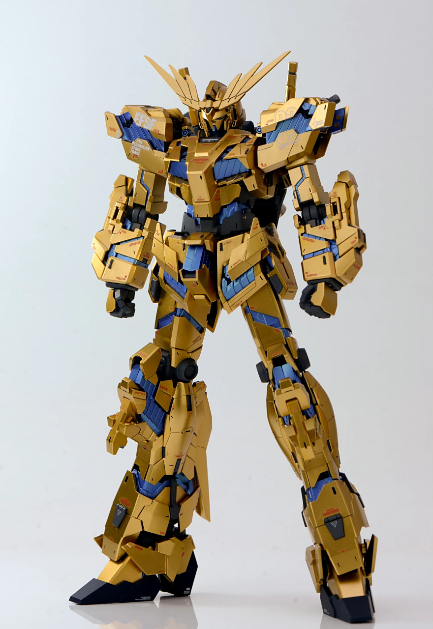 模型欣赏:机动战士高达uc 独角兽高达三号机 凤凰,by 叡仔.