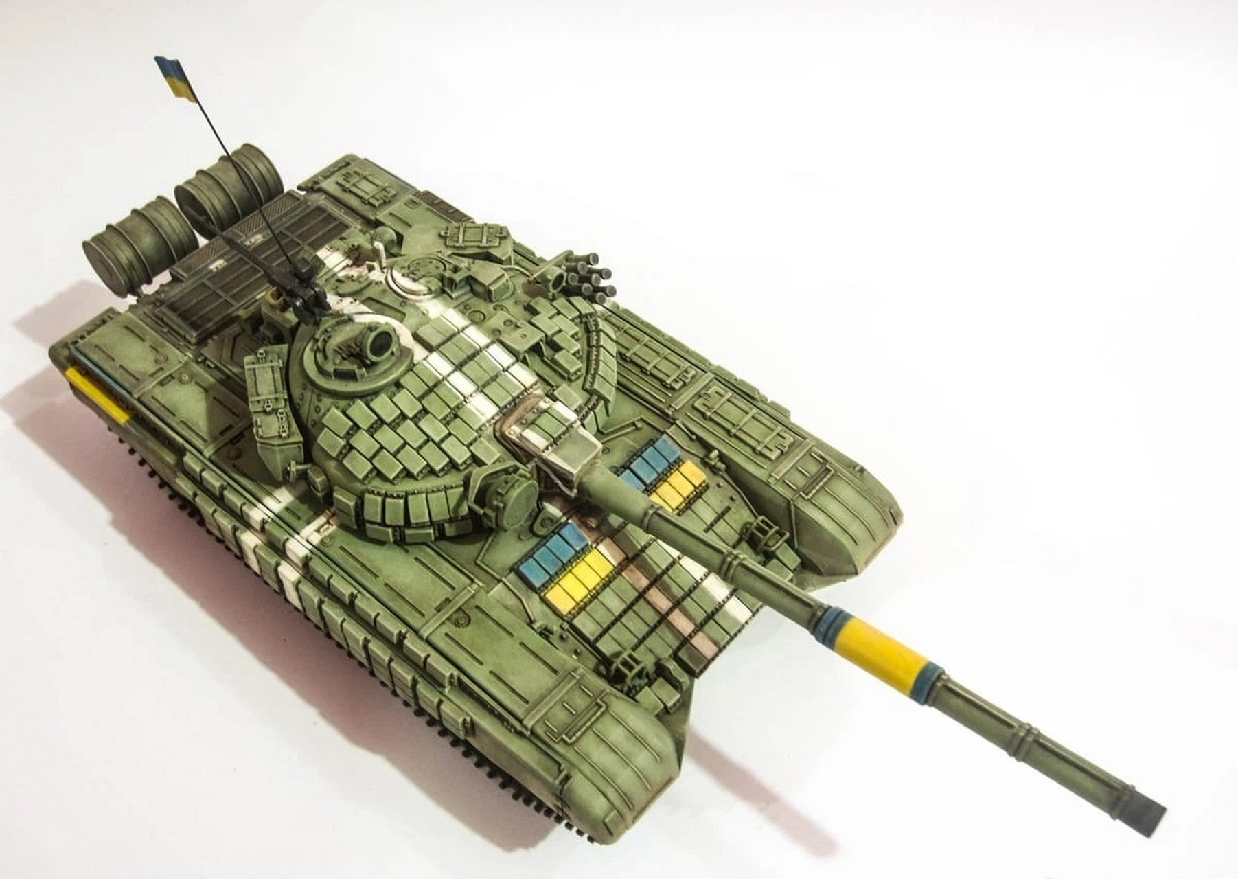 军模欣赏:一组十分精致的坦克和装甲车辆模型,个人非常喜欢最后的kv-2