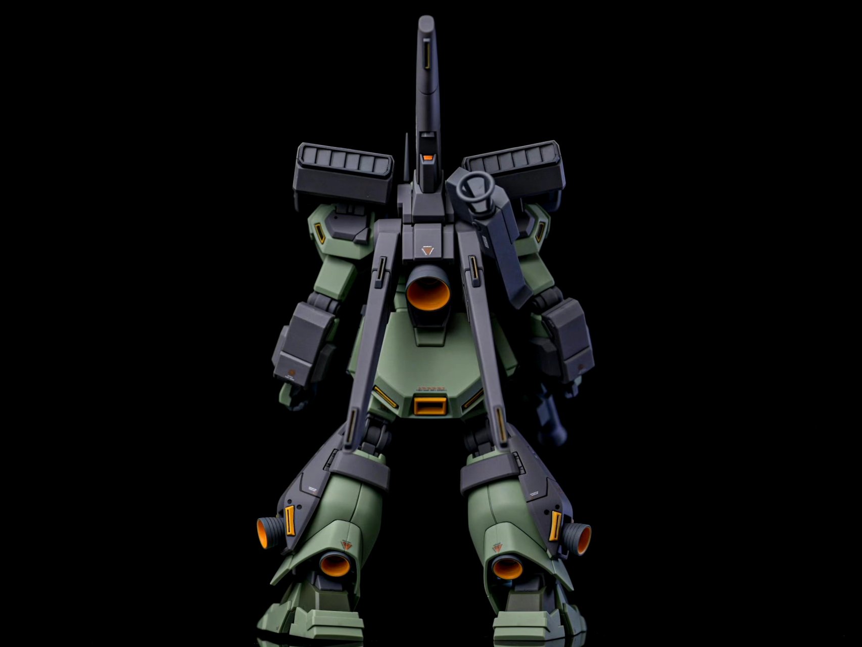 模型欣赏:机动战士高达uc hguc 强袭型杰刚,该机首次登场于同名动画