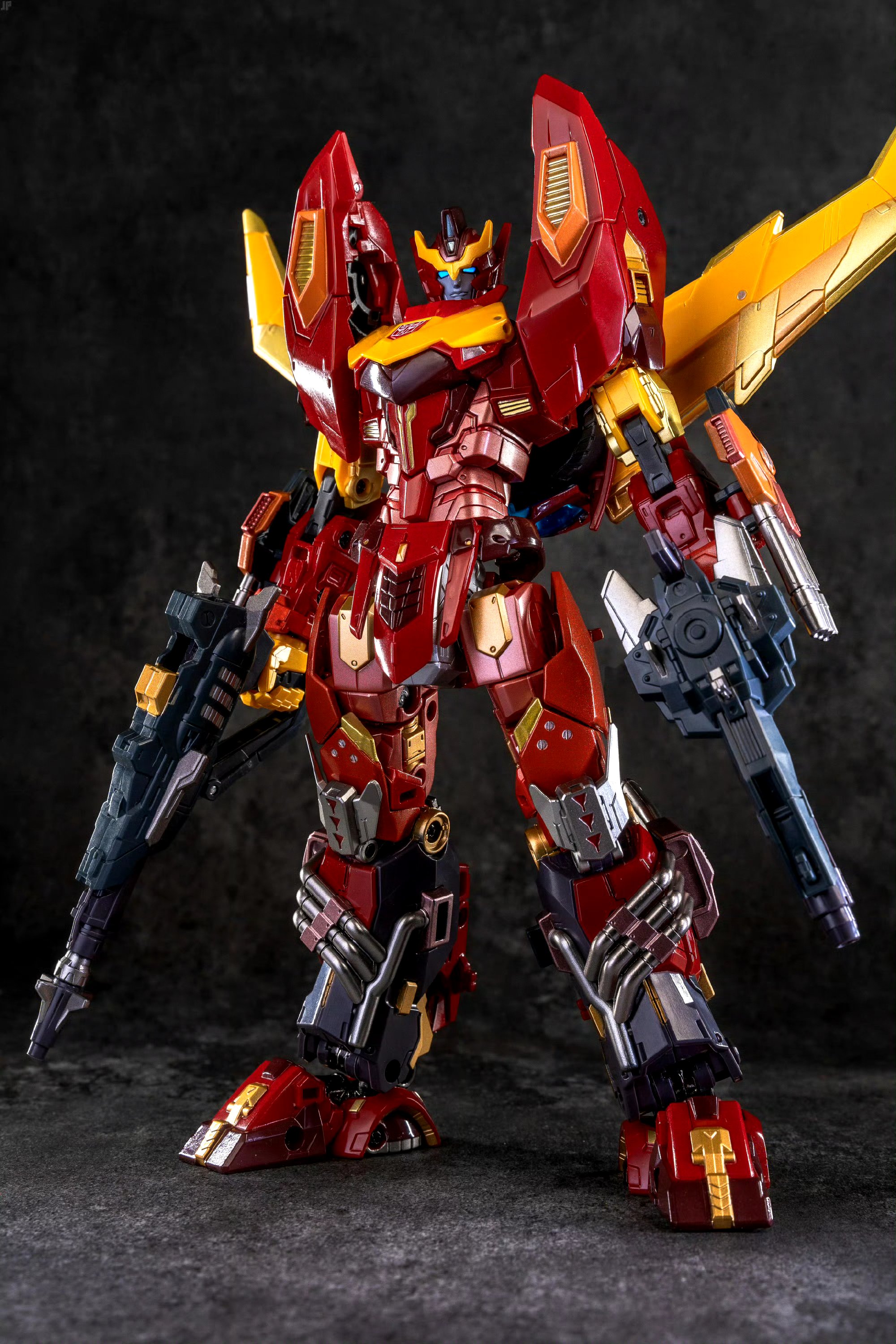 模型欣赏:takara tomy 钢铁机神 补天士,造型源于idw后期漫画,造型