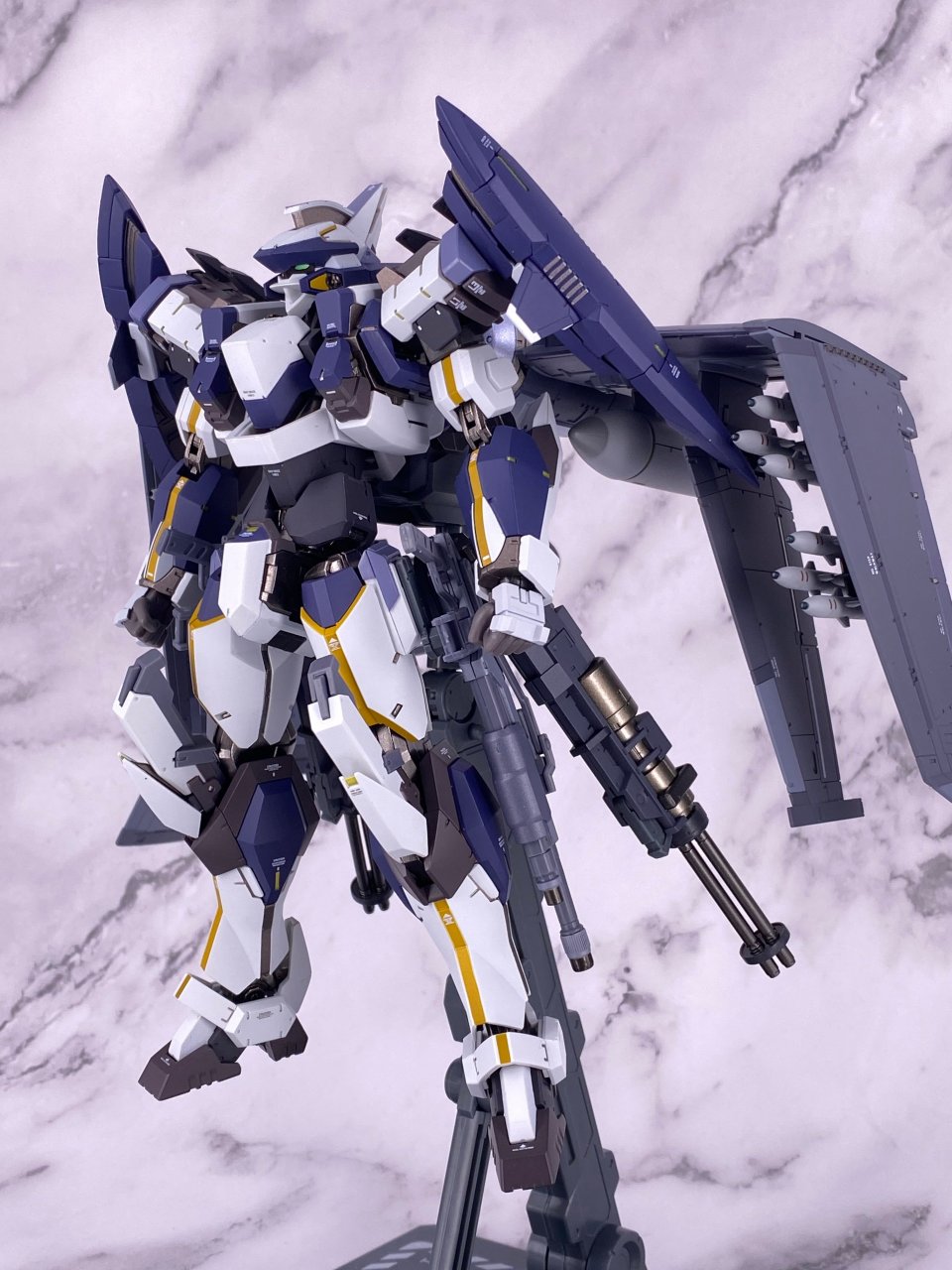 模型欣赏:魂限定 metal build 全金属狂潮 烈焰魔剑 xl-3紧急展开飞行