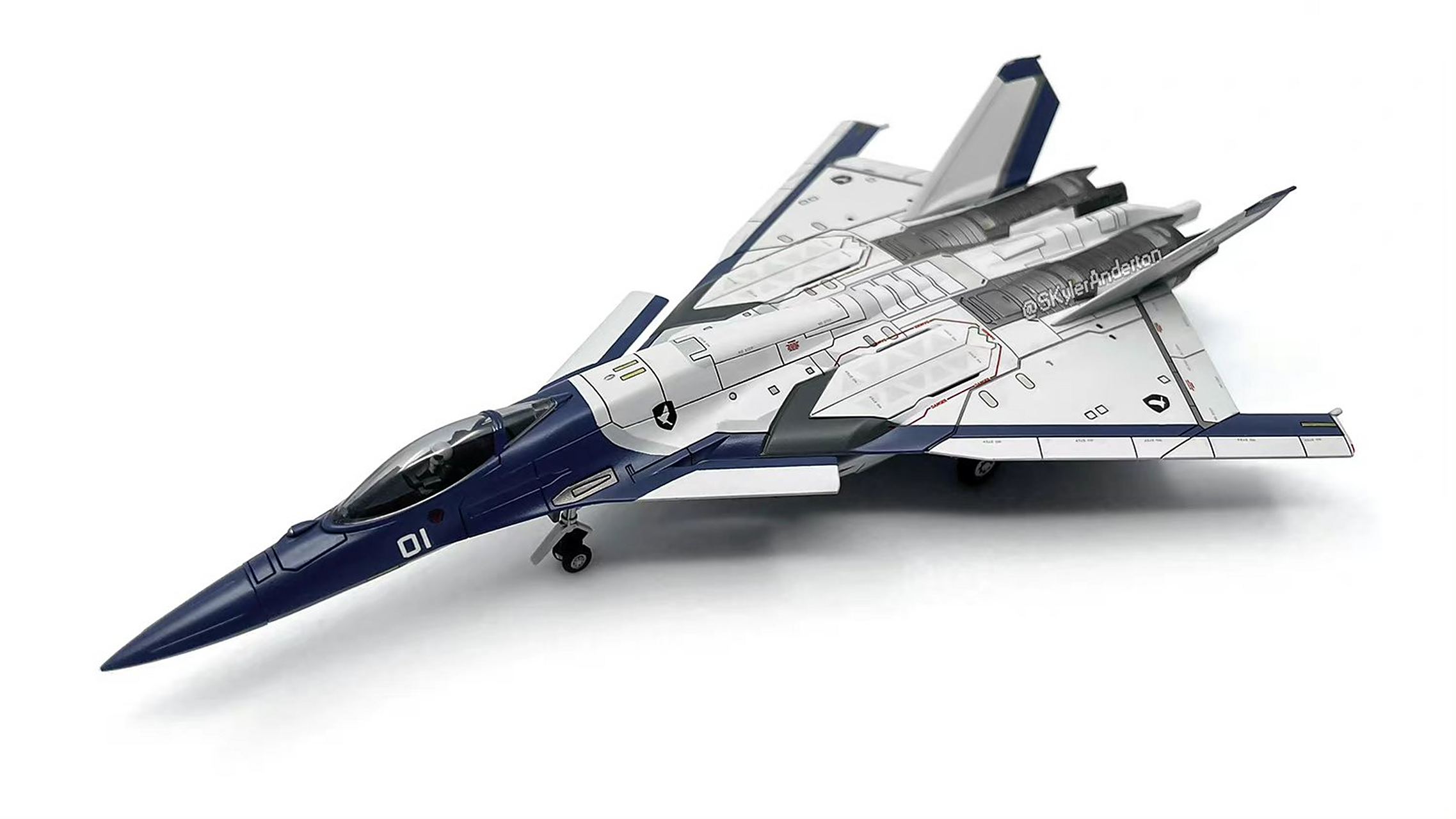 《皇牌空战》cfa-44战斗机模型欣赏.