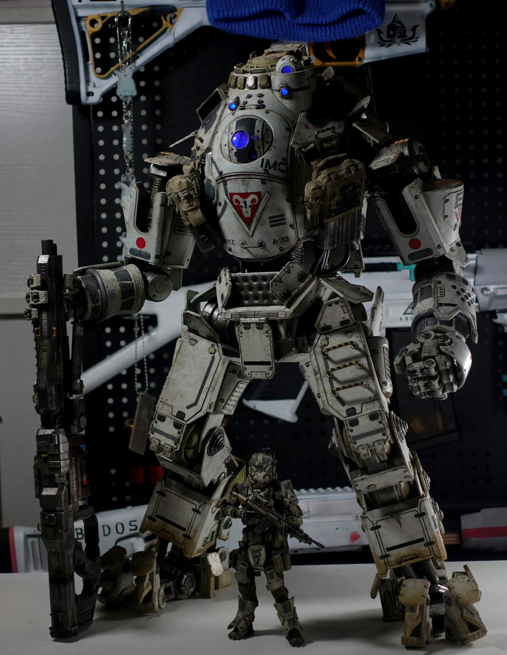 模型欣赏:threezero 泰坦陨落 阿特拉斯,by 小梓2号.