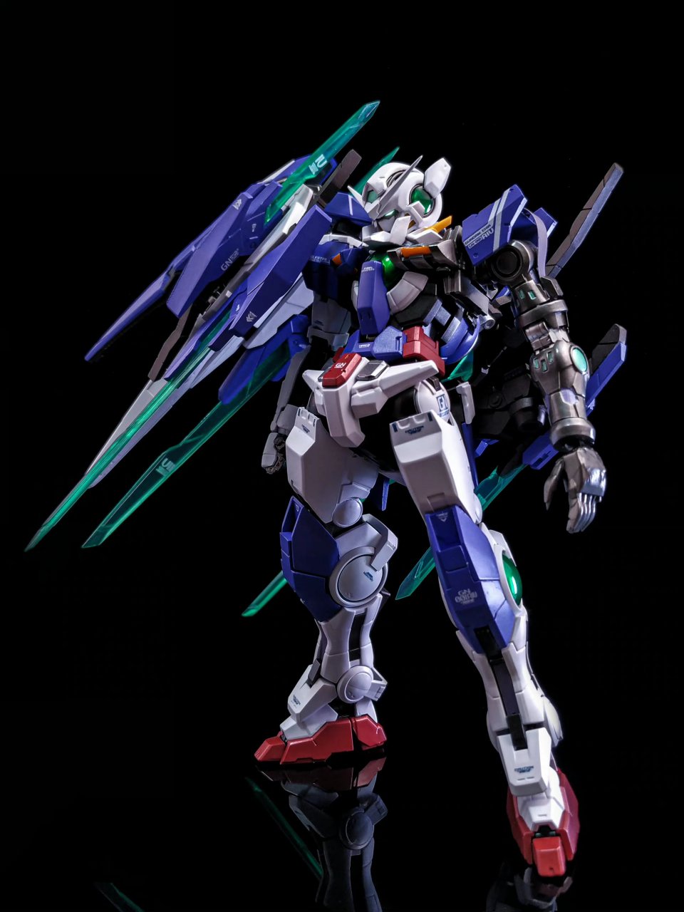 达人制作:rg 能天使r4.#动漫# #模型# #高达