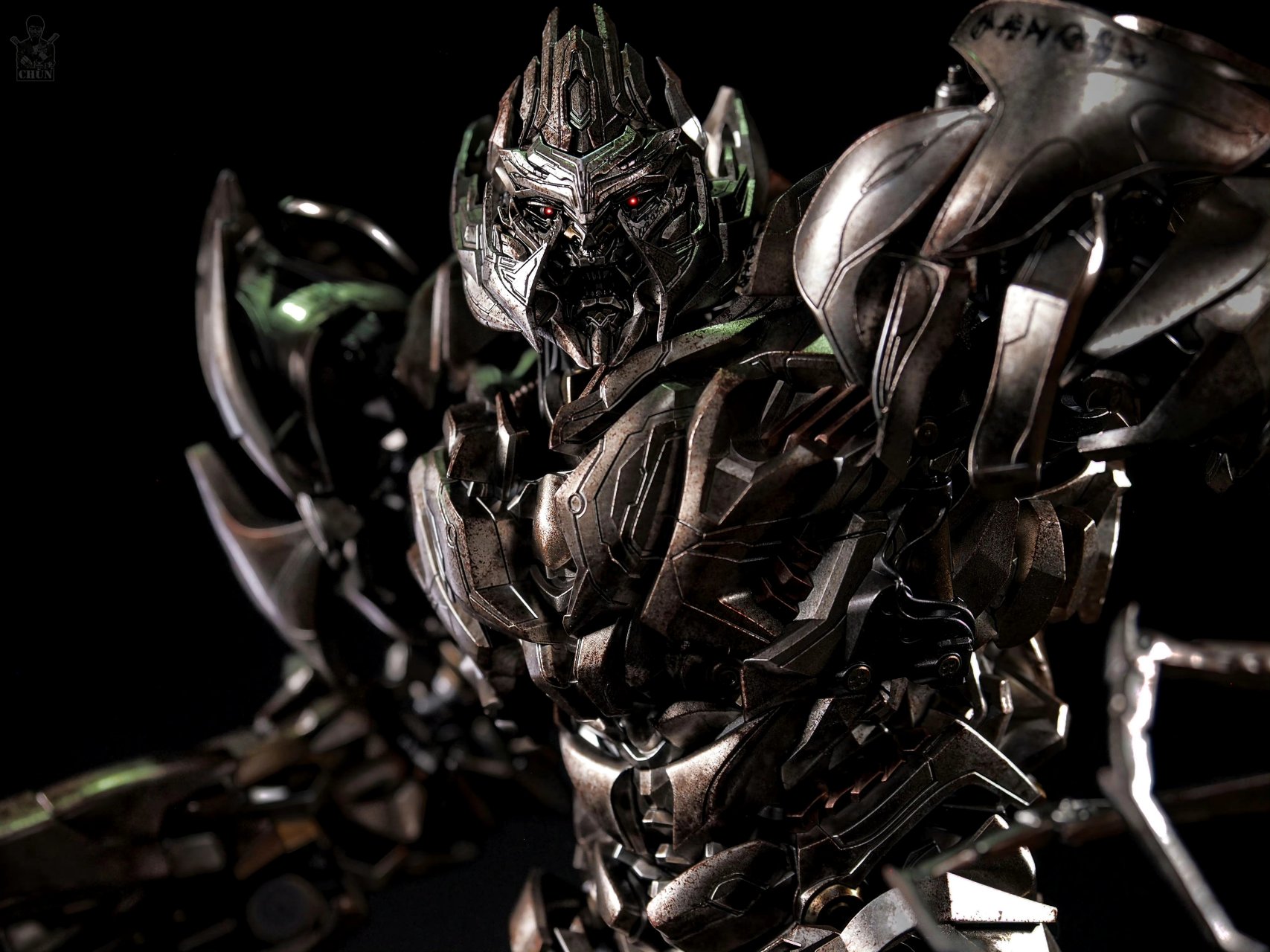 模型欣赏:threezero dlx 变形金刚2 坦克威震天,by 春晖出品.