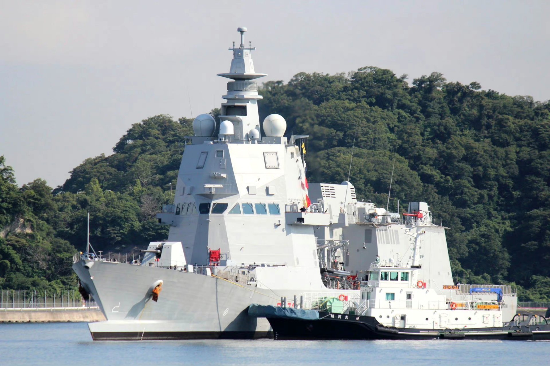 舰船欣赏:意大利海军"塔翁·迪雷韦尔级"护卫舰"弗朗切斯科·莫罗西尼