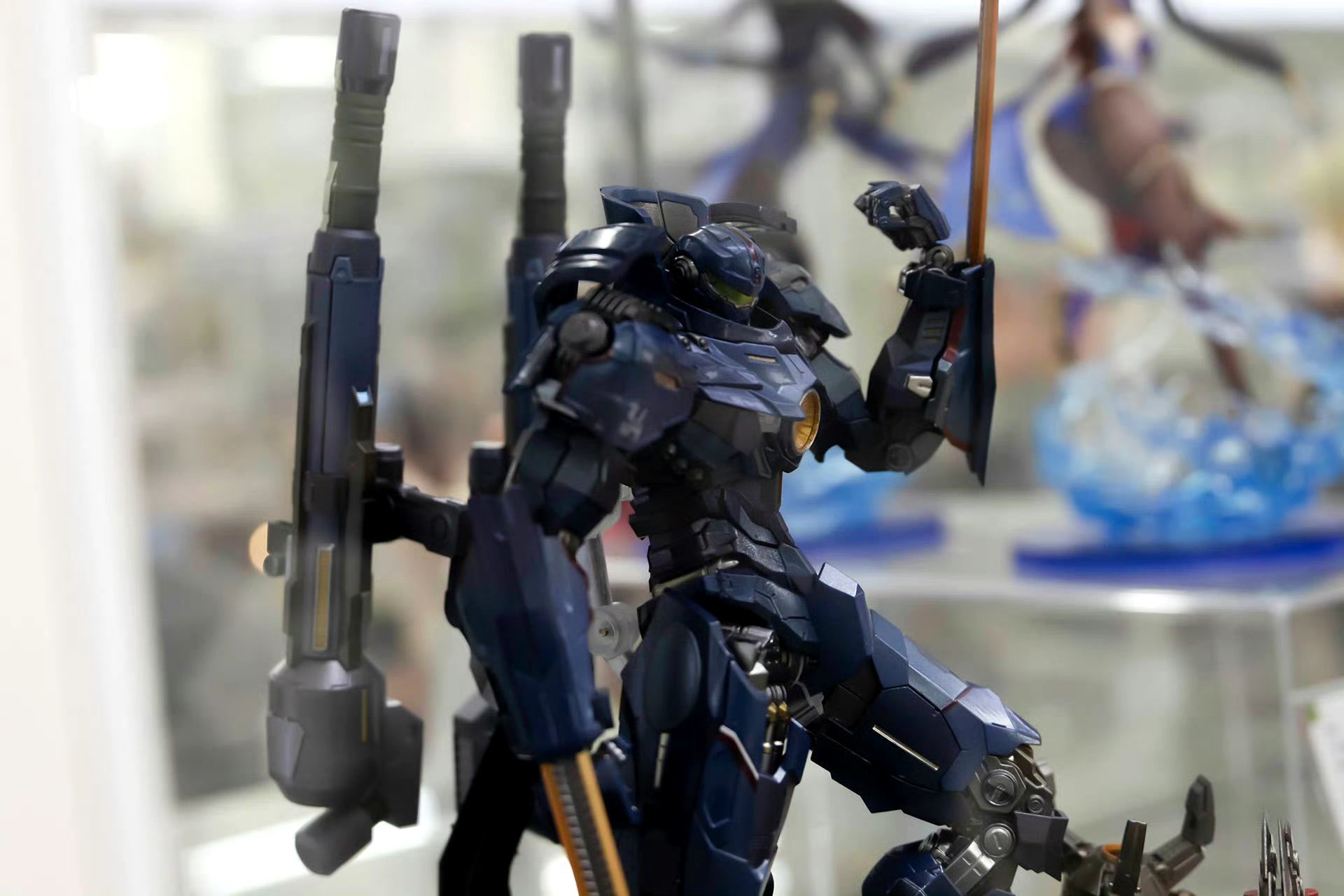 模型欣赏:flame toys 铁机巧 环太平洋 危险流浪者 实物展示.