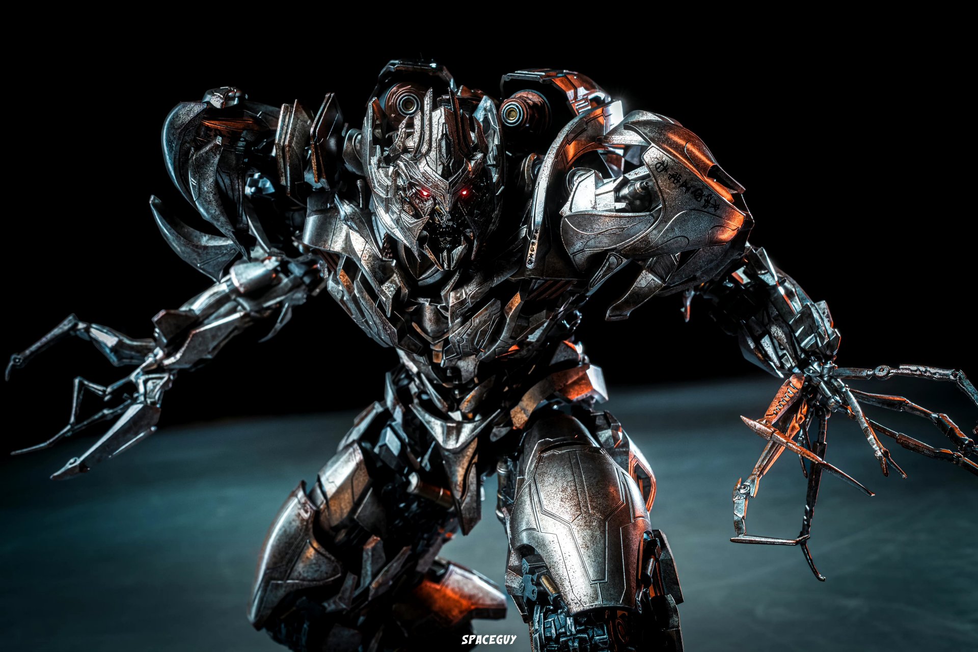 模型欣赏:threezero dlx 变形金刚2 威震天,by spaceguy.