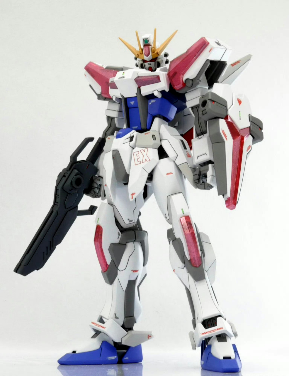 模型欣赏:《高达创战者 元宇宙》eg 创制强袭超银河,by roruau.