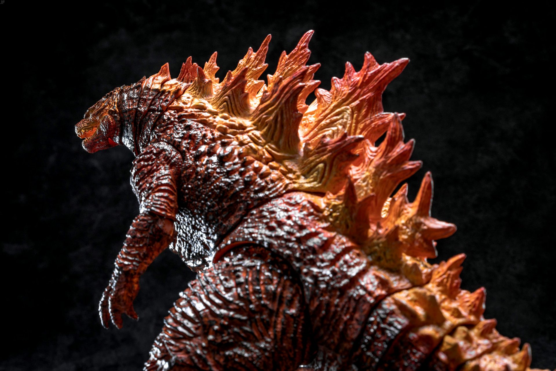 模型欣赏:海雅 哥斯拉怪兽之王 红莲哥斯拉,by junepop.