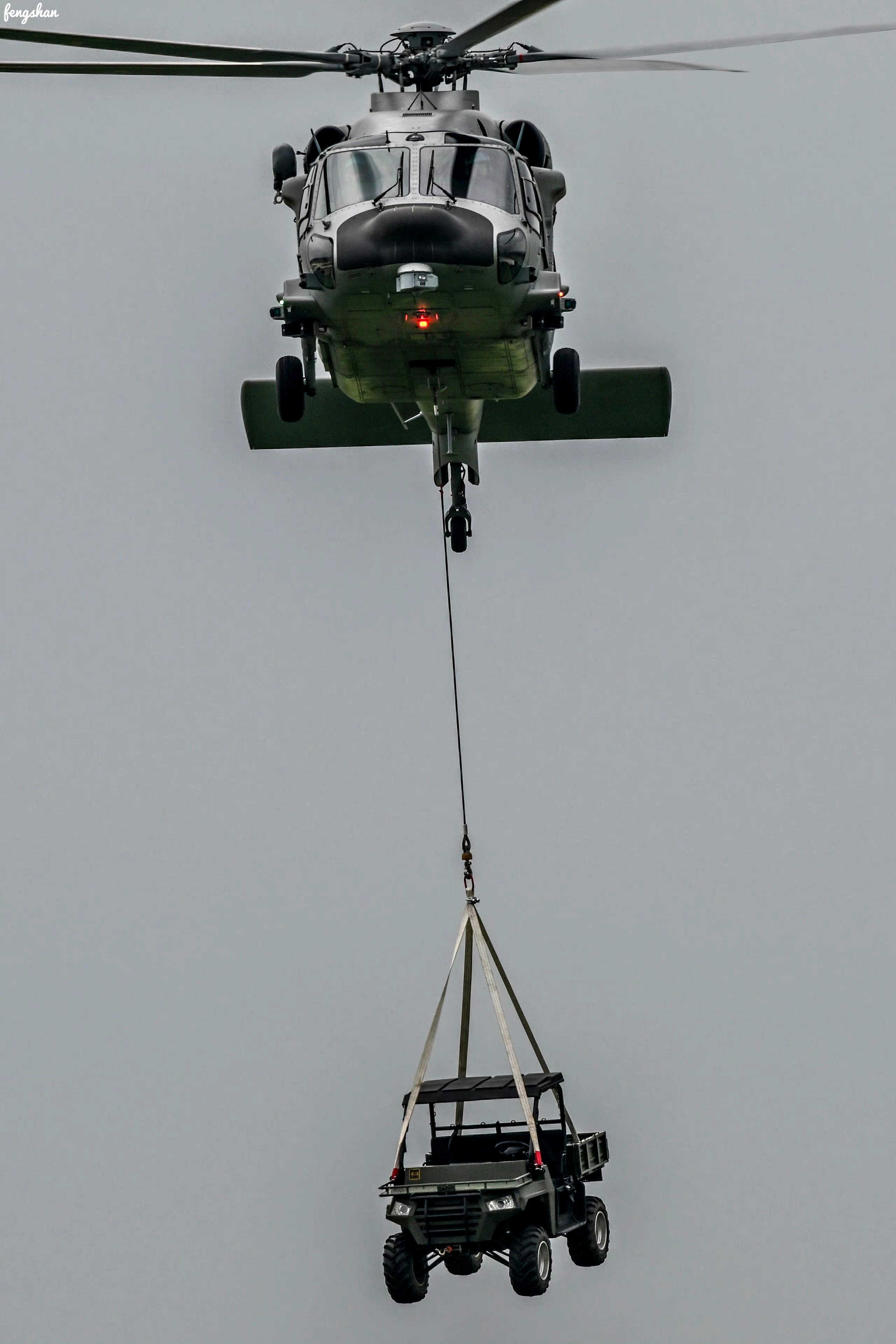 动漫# #模型# #直升机