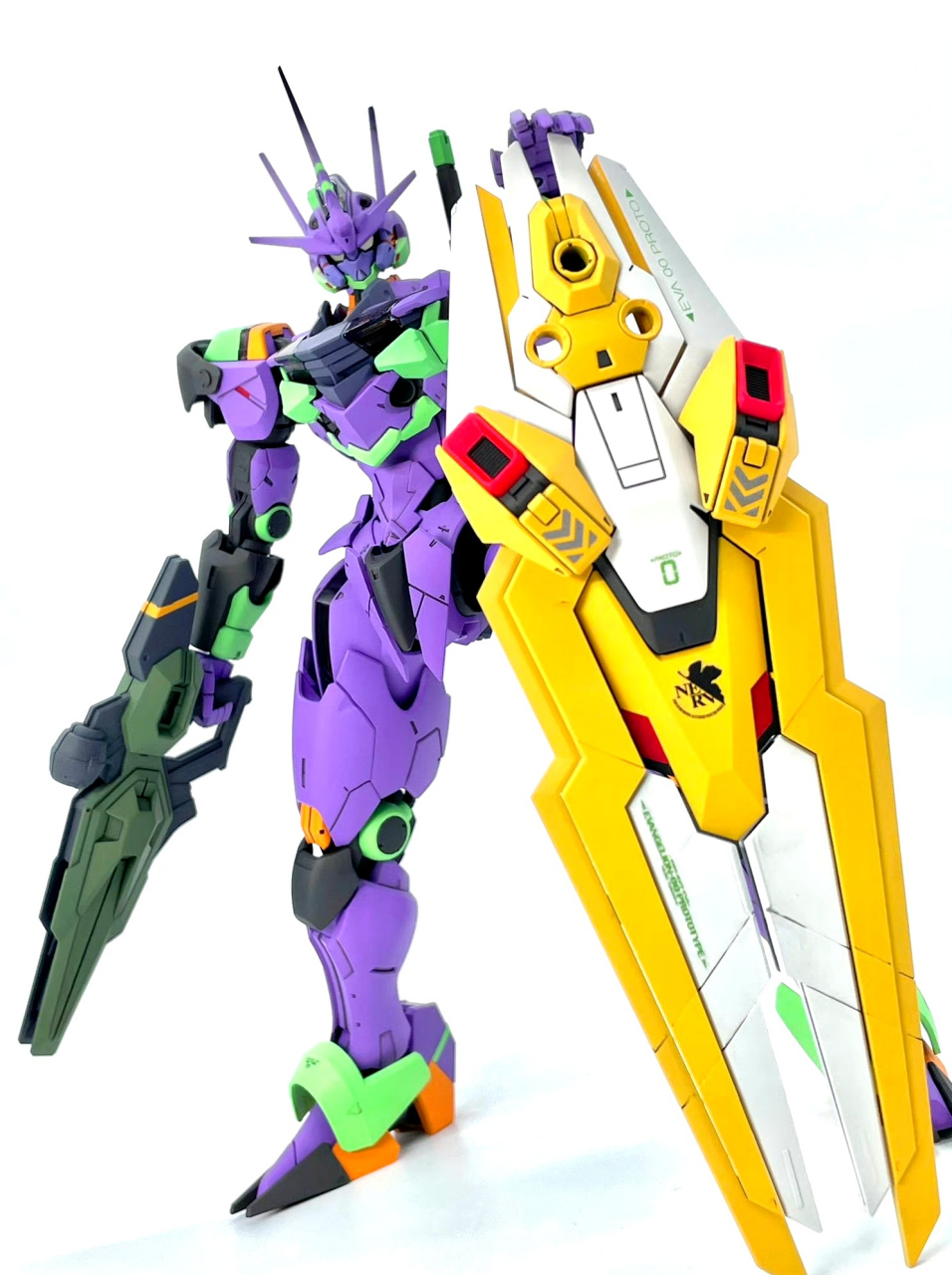 模型欣赏:机动战士高达 水星的魔女 风灵高达初号机配色,by fumiya.