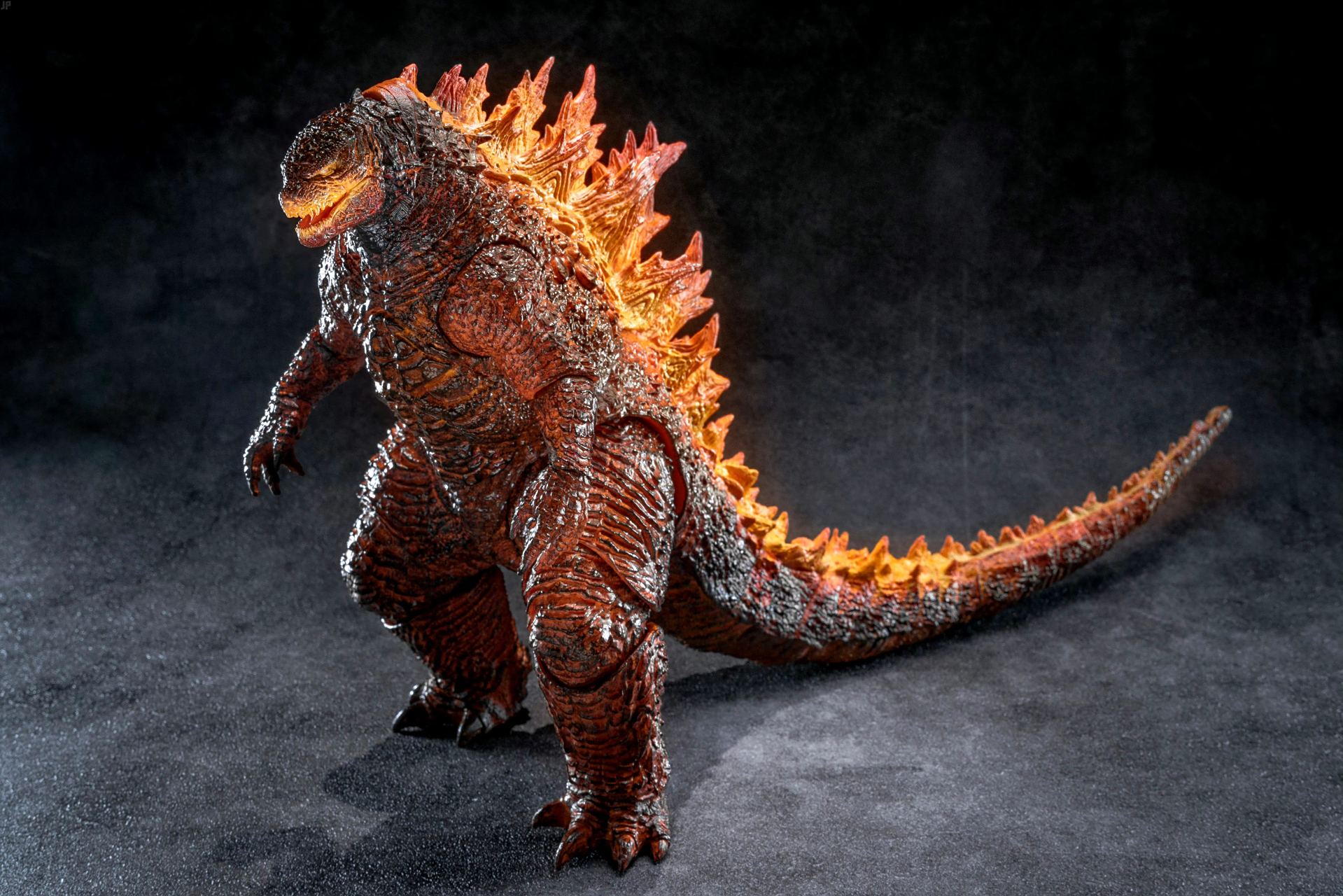 模型欣赏:海雅 哥斯拉怪兽之王 红莲哥斯拉,by junepop.