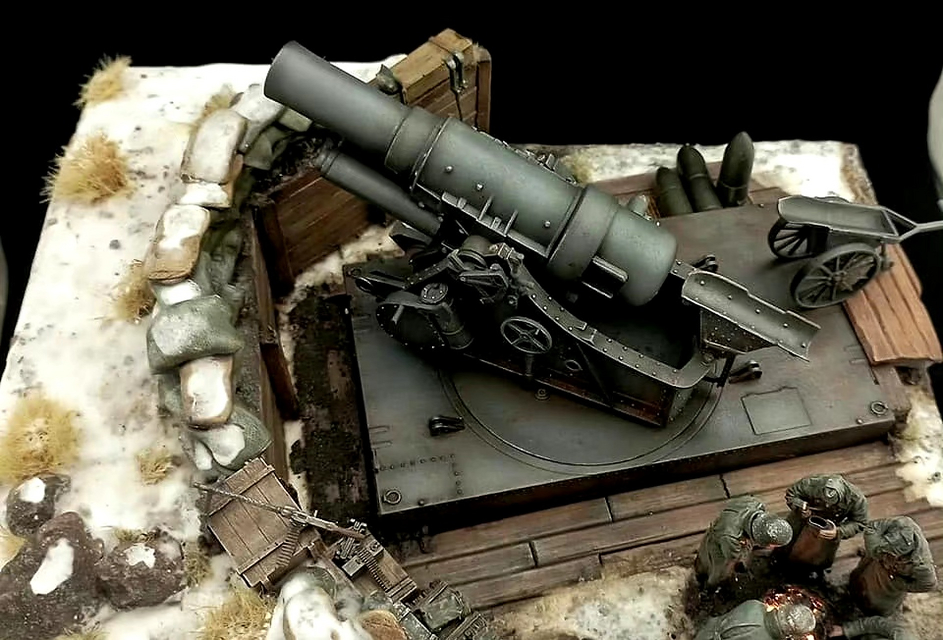 军模欣赏:德国skoda m1916 305mm 榴弹炮阵地场景模型.