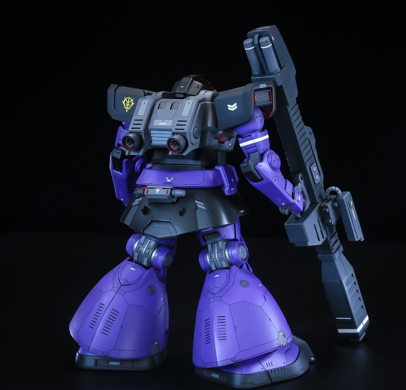 模型欣赏:机动战士高达 mg大魔,展现了机体出击时的情景,by mad.