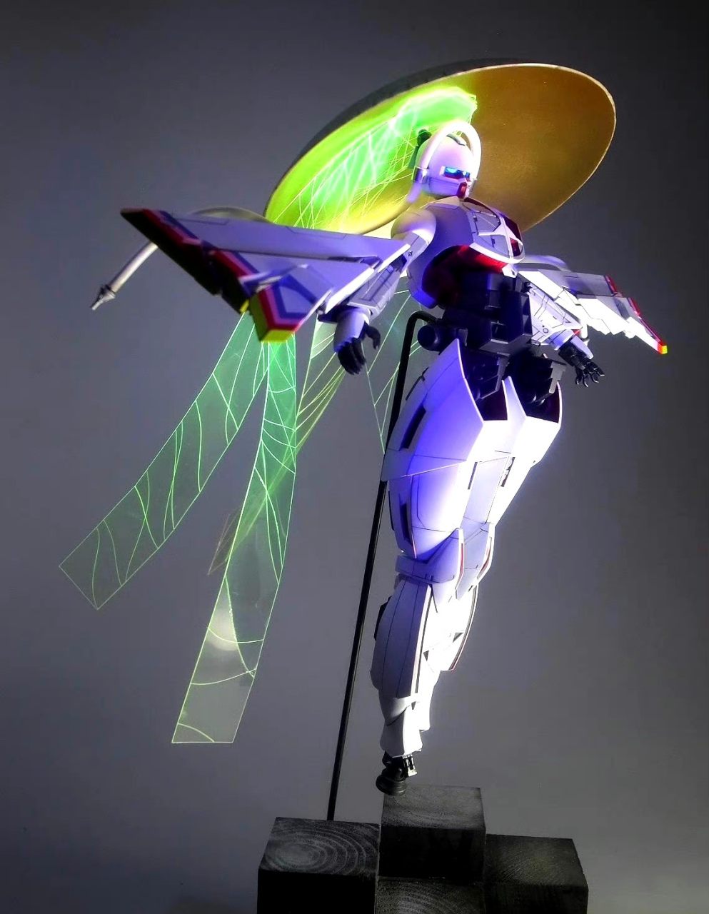 模型欣赏:机动战士高达 倒a机娘,by shinkimap.#动漫# #模型# #高达
