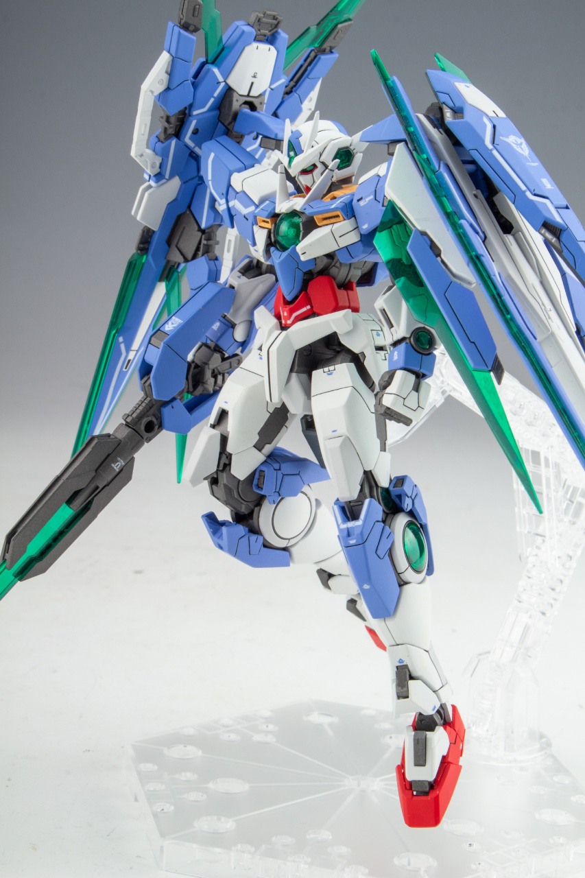 模型欣赏:机动战士高达00 rg 00q全刃式,by 八太会说话,摄影 目尔milk