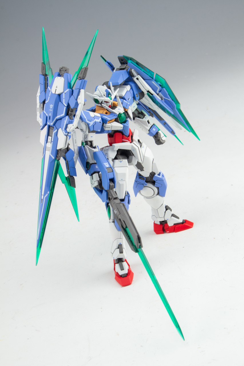 模型欣赏:机动战士高达00 rg 00q全刃式,by 八太会说话,摄影 目尔milk