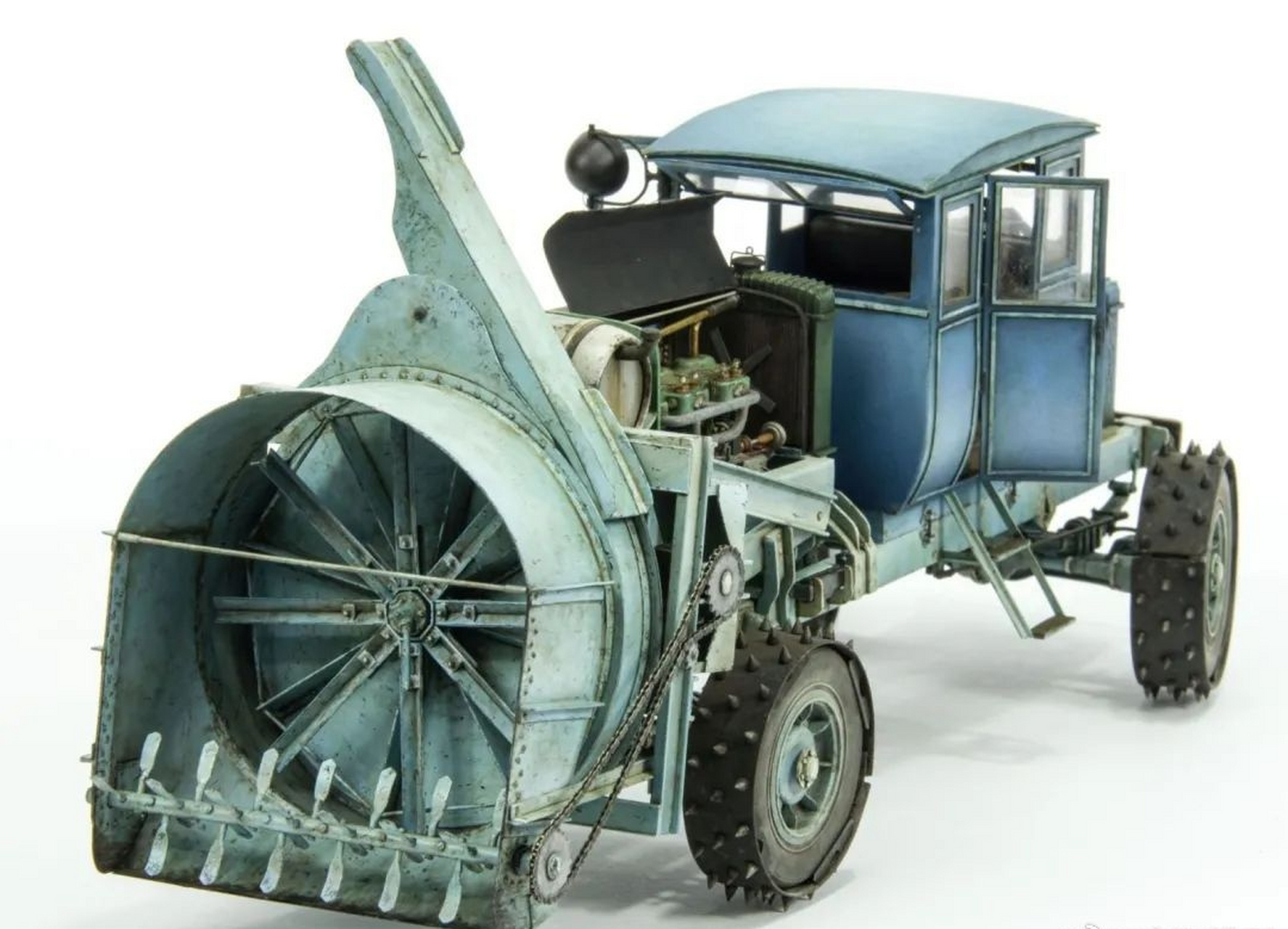 模型欣赏:国外模型师根据历史照片自制的1/35老爷扫雪车,涂装效果相当