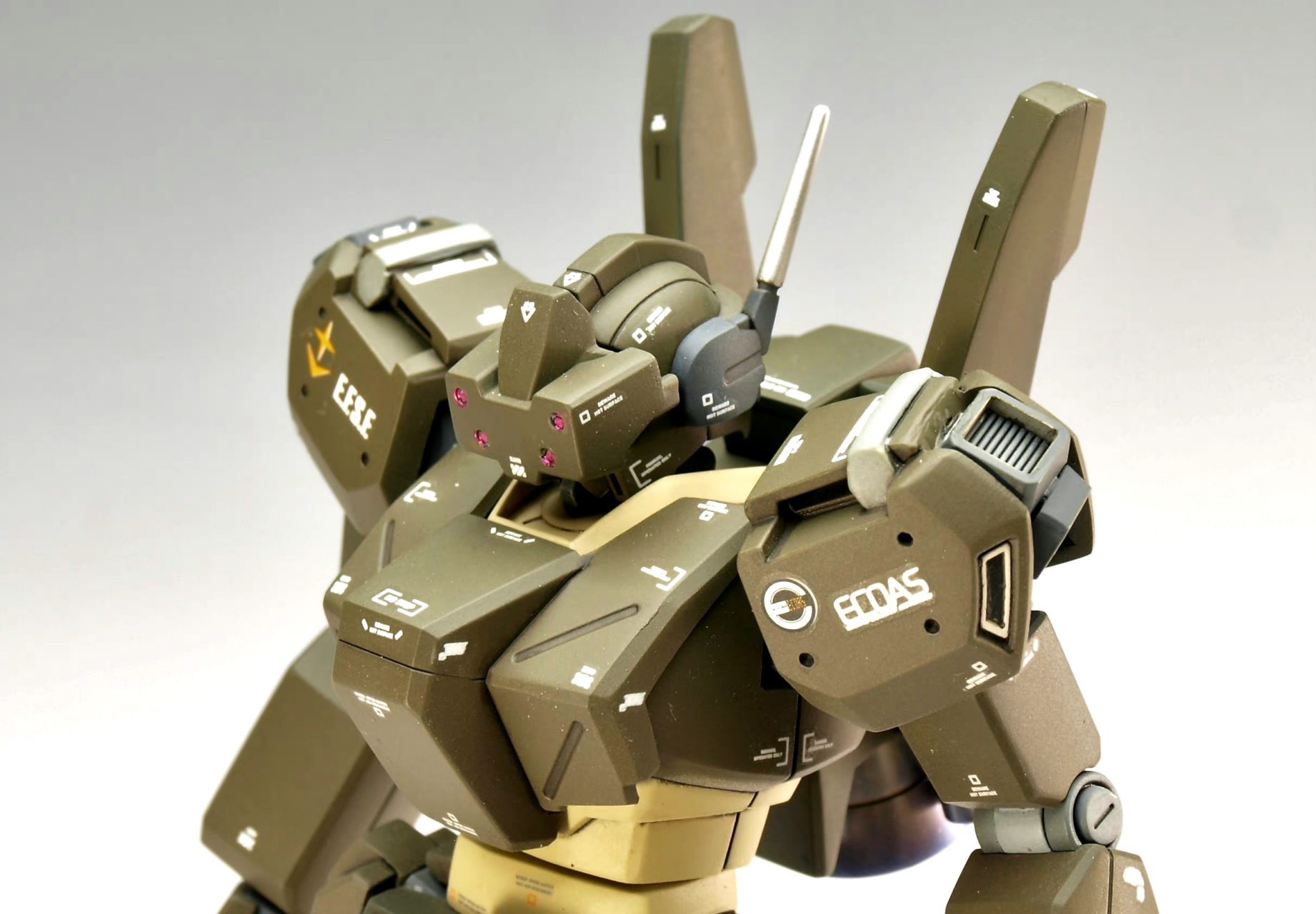 模型欣赏:机动战士高达uc rgm-89de杰刚(ecoas式样).