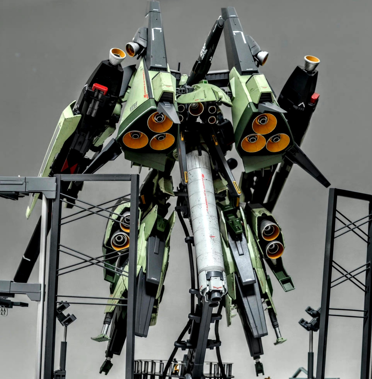 模型欣赏:反精神力式特装型杰刚,by morish.#动漫# #模型# #高达