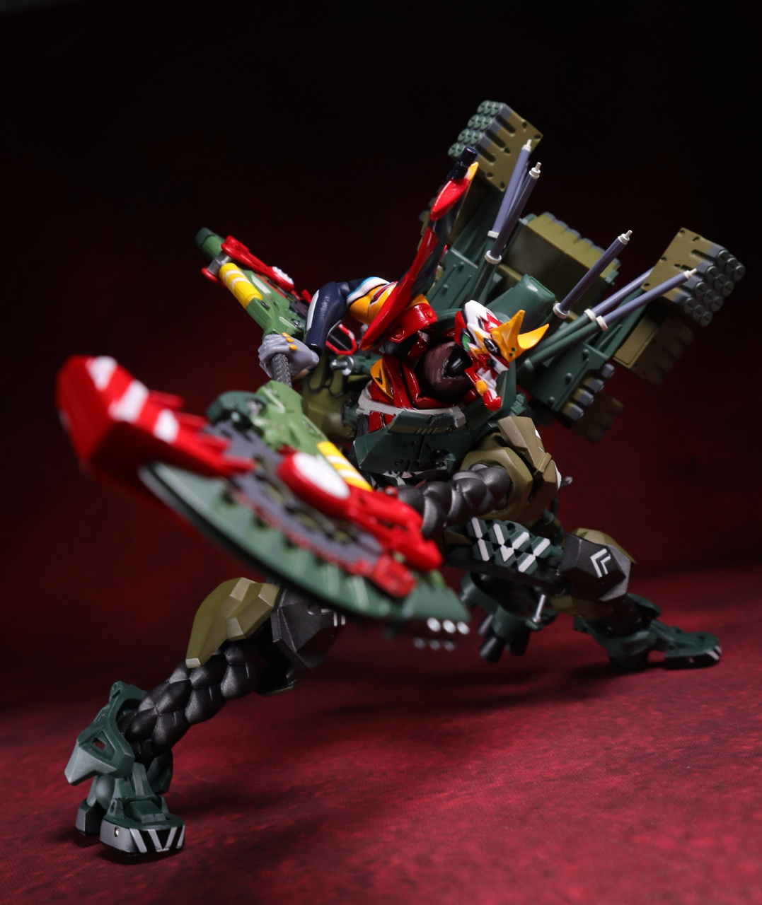 模型欣赏:模型师natemblem拍摄的一组海洋堂新二号机,出自《新世纪