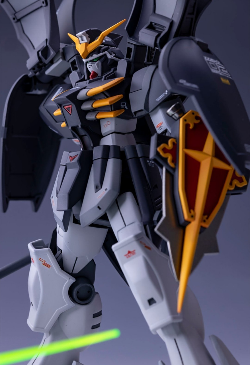 模型欣赏:机动战士高达w hg 地狱死神高达,by 南方的东北佬.