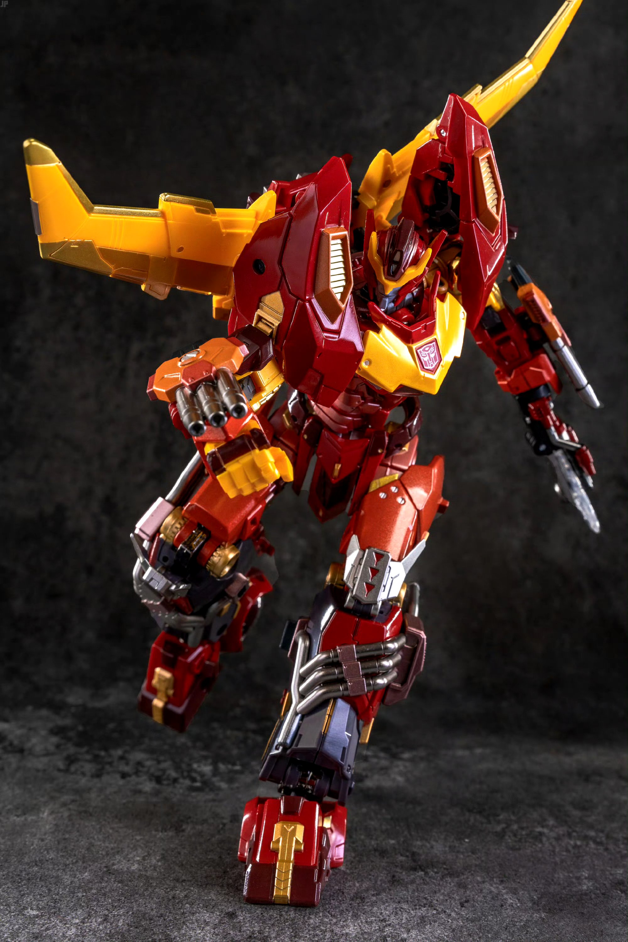 模型欣赏:takara tomy 钢铁机神 补天士,造型源于idw后期漫画,造型