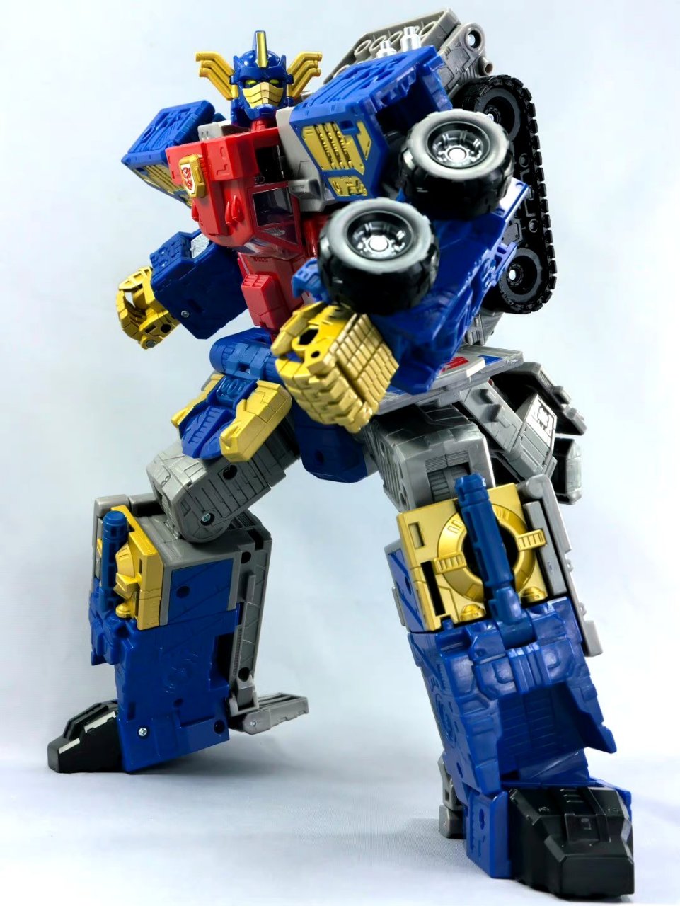 模型欣赏:日版 变形金刚 传世进化 c级 a版舰队擎天柱 实物图,封绘较