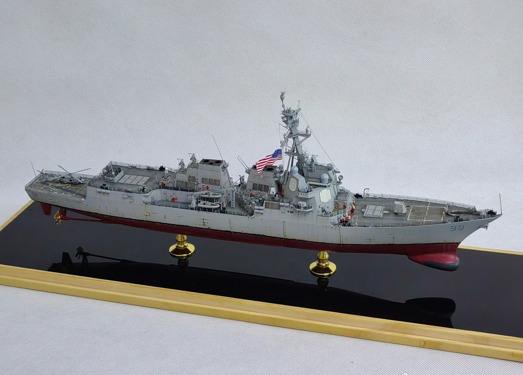 军模欣赏:1/350 阿利伯克级驱逐舰ddg-98"福莱斯特.