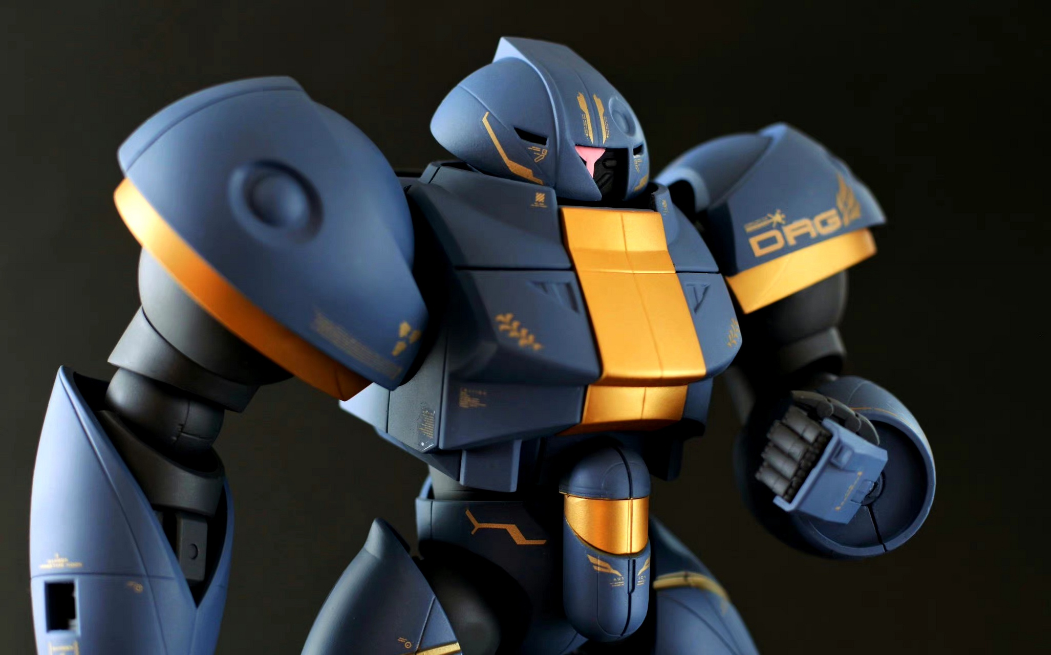 模型欣赏:倒a高达 1/00 sumo -戴安娜的皇家卫队-哈里·奥德专用机,by